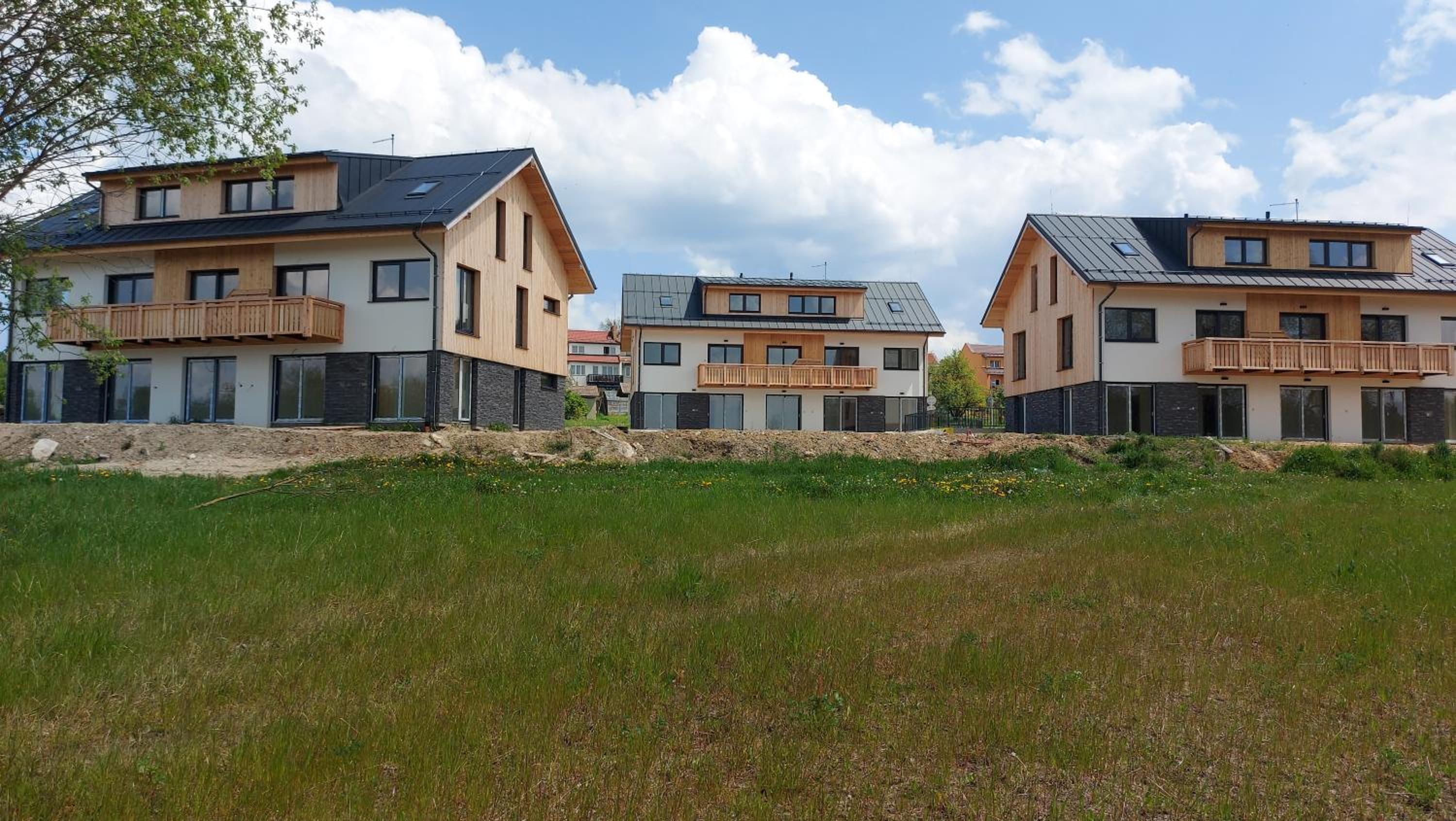 Apartment with Lake View photo 3
