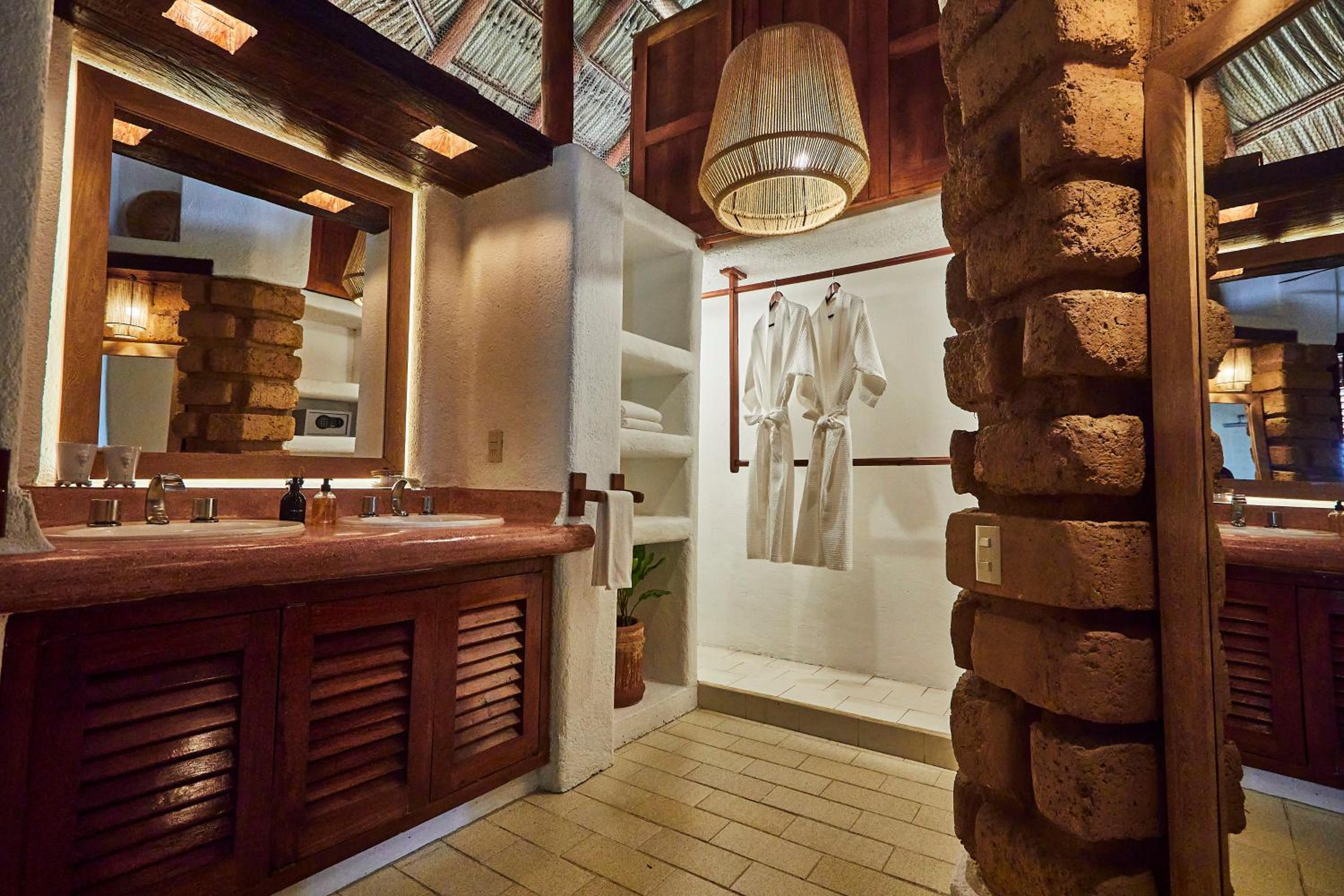 Master Deluxe Room with Sea View photo 2