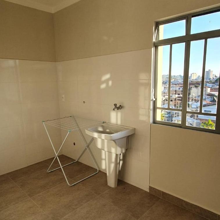 Three-Bedroom House photo 3
