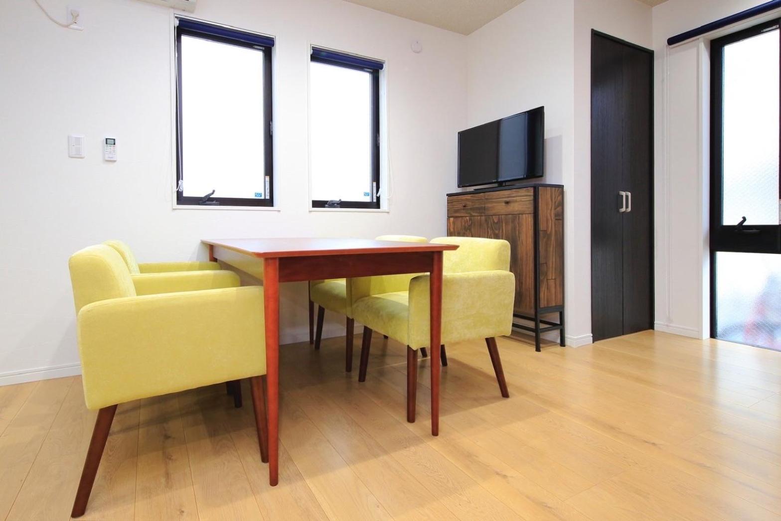 One-Bedroom Apartment photo 2
