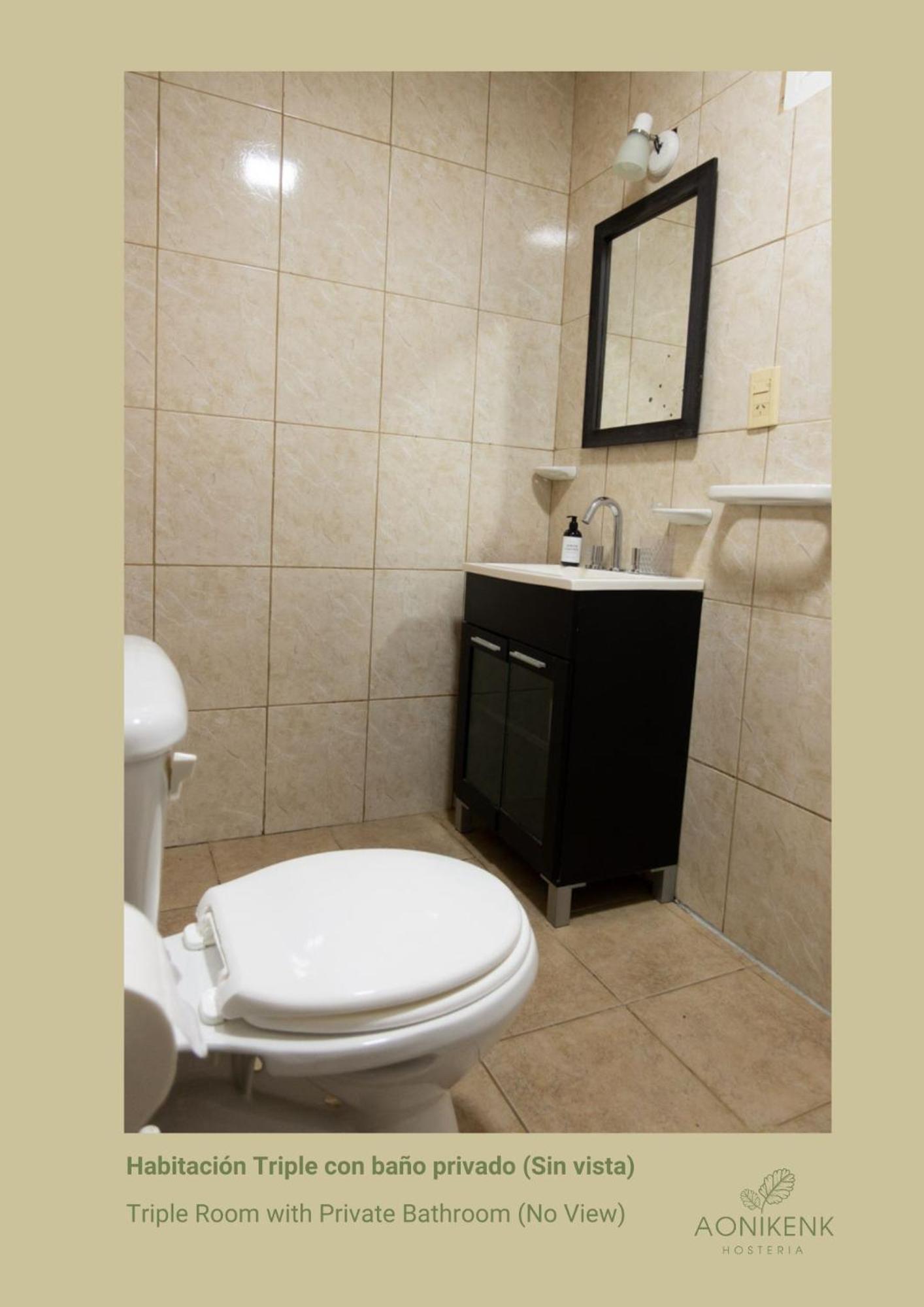 Triple Room with Private Bathroom photo 3