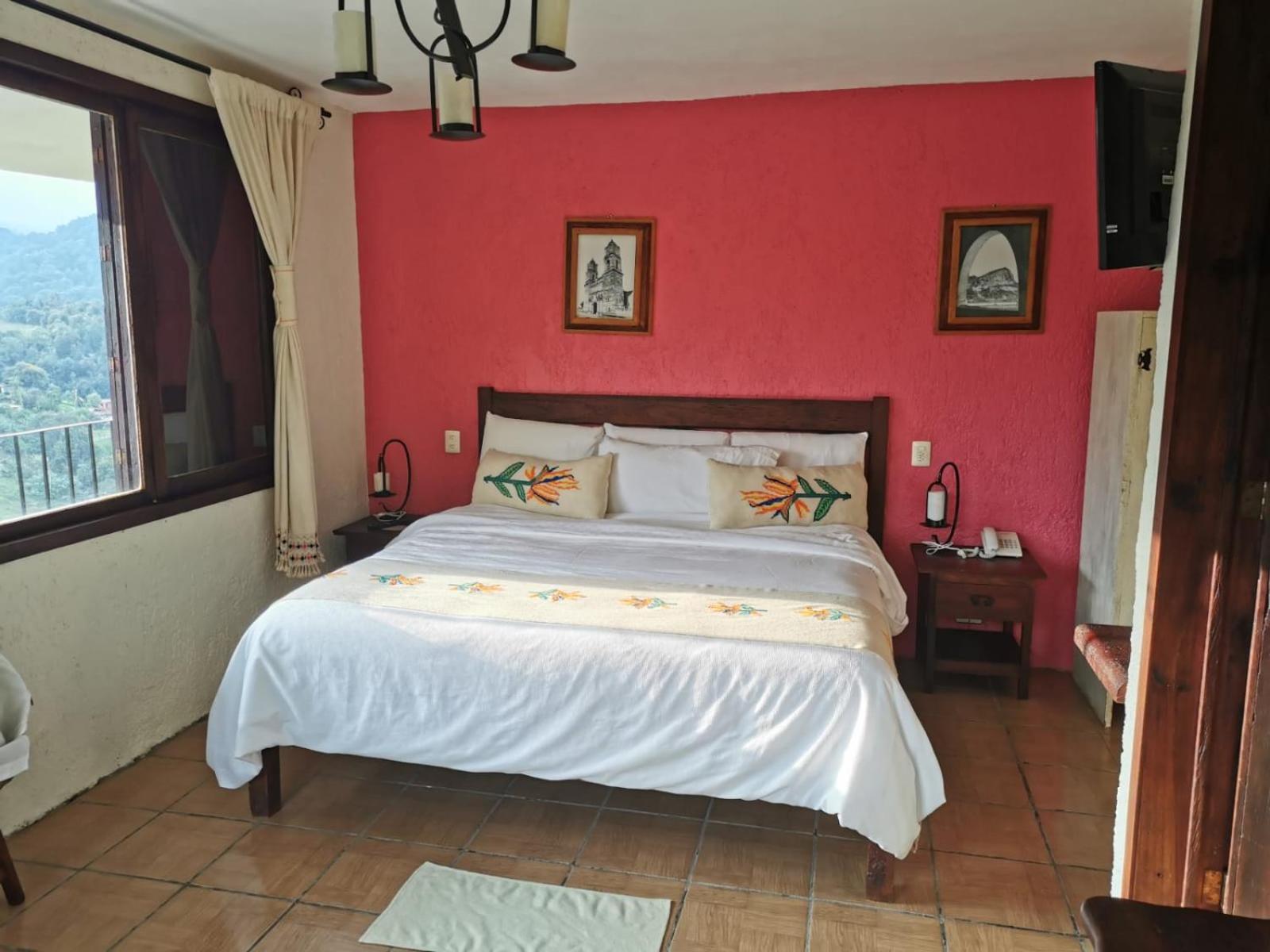 King Room with Mountain View