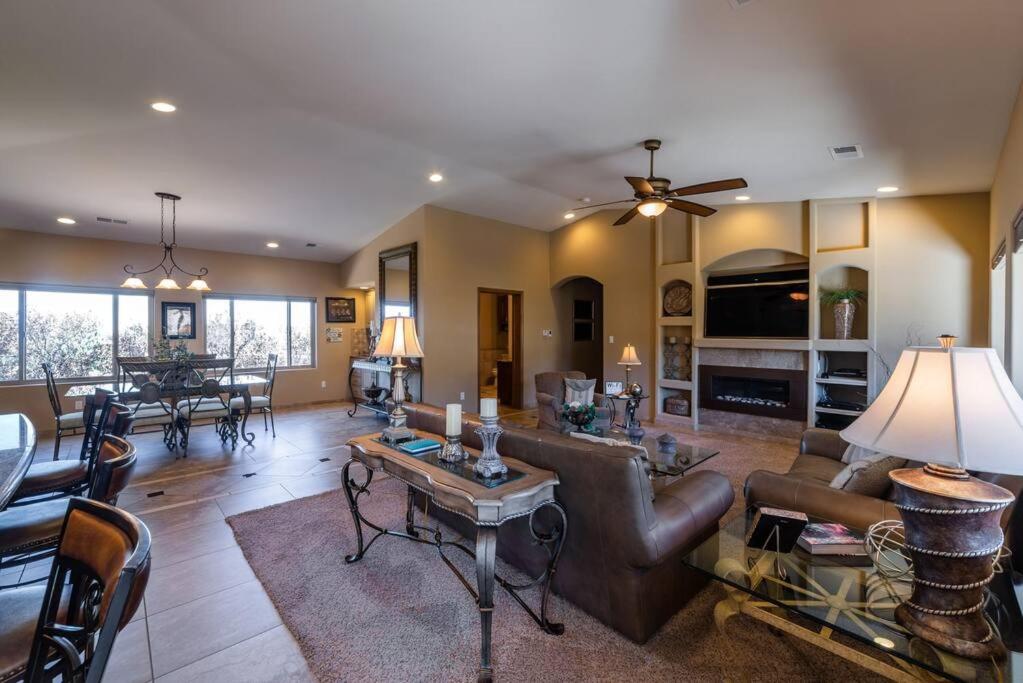 Three-Bedroom House photo 1