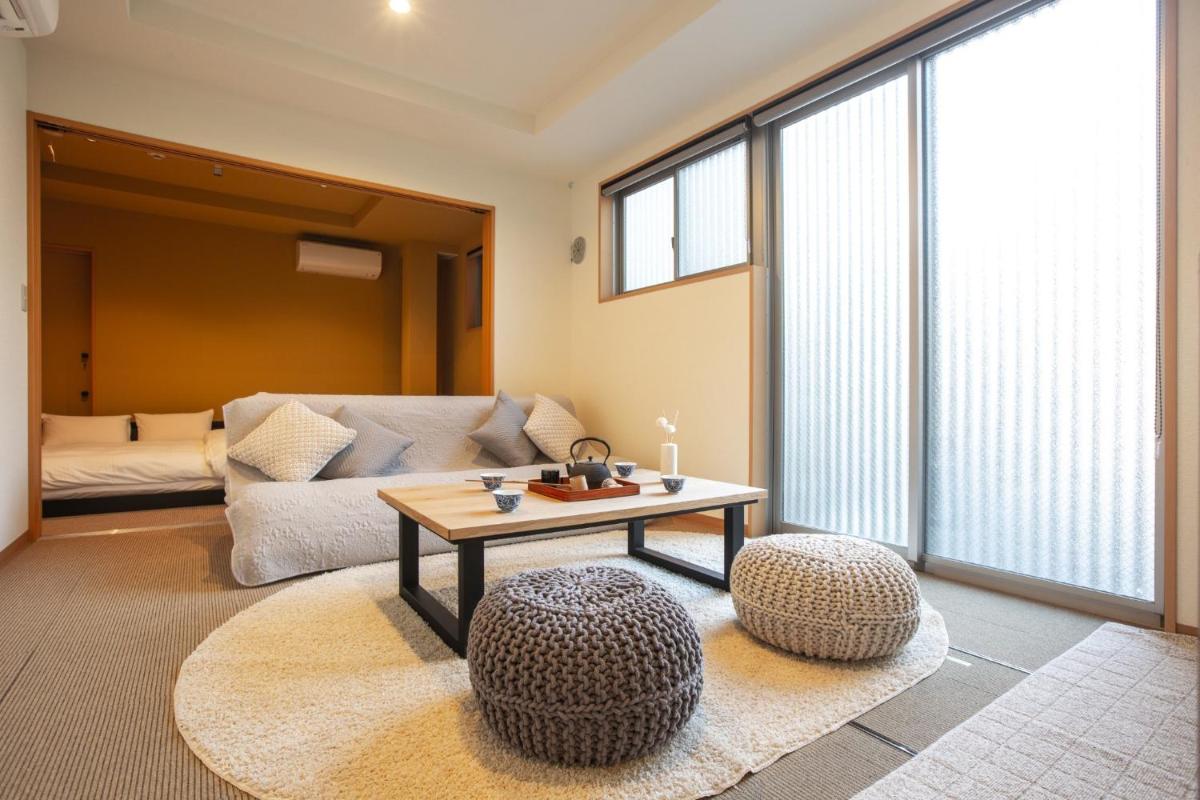 Apartment photo 2