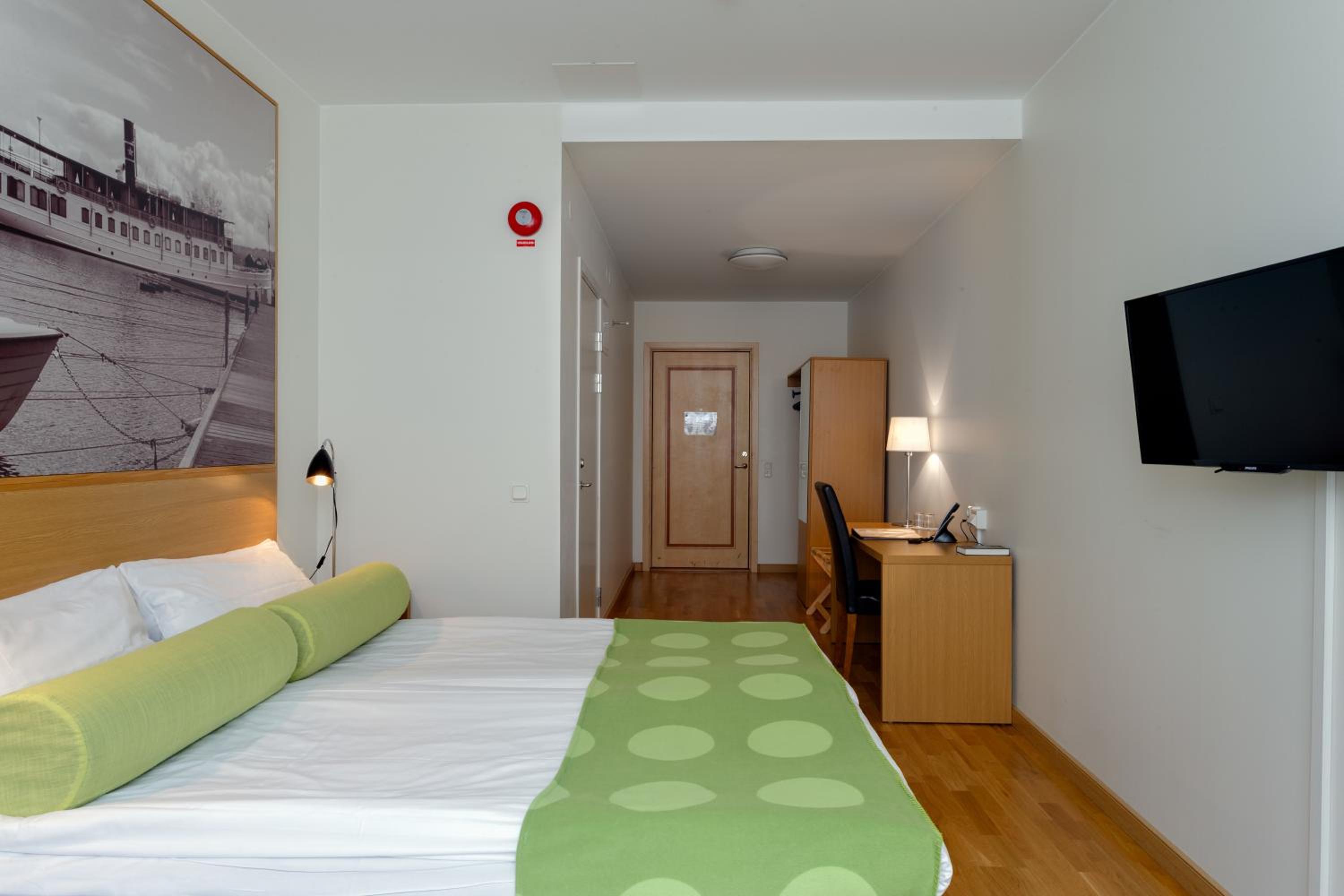 Standard Double Room - Photo 3