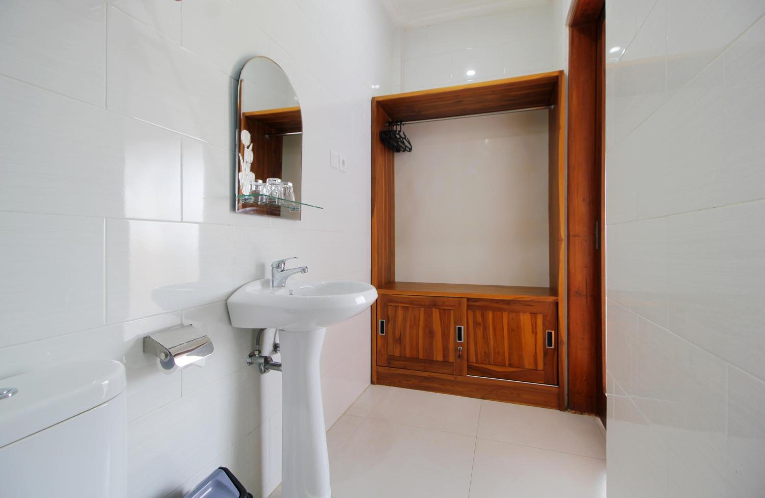 Standard Double Room with Garden View - Photo 33