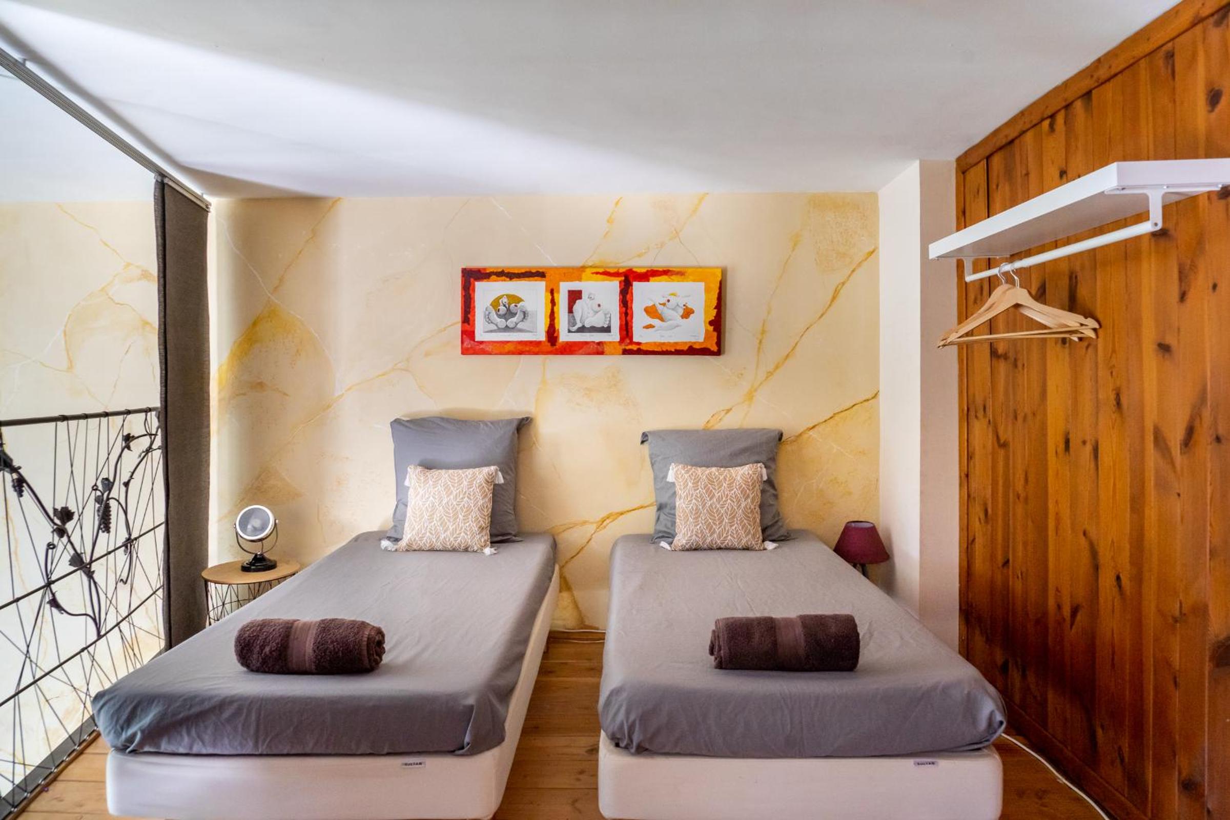 Three-Bedroom House photo 1