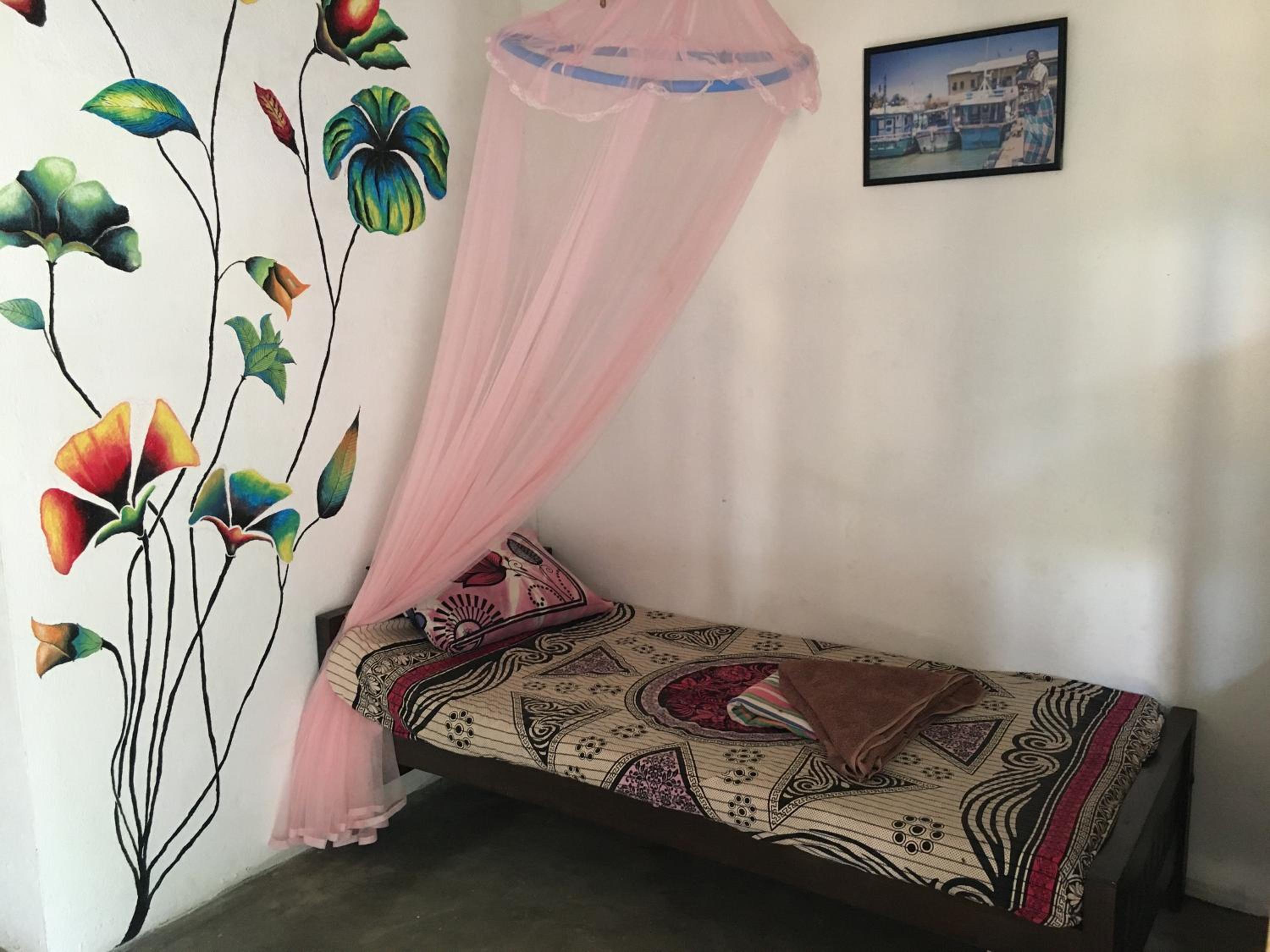 Single Bed in Dormitory Room photo 1