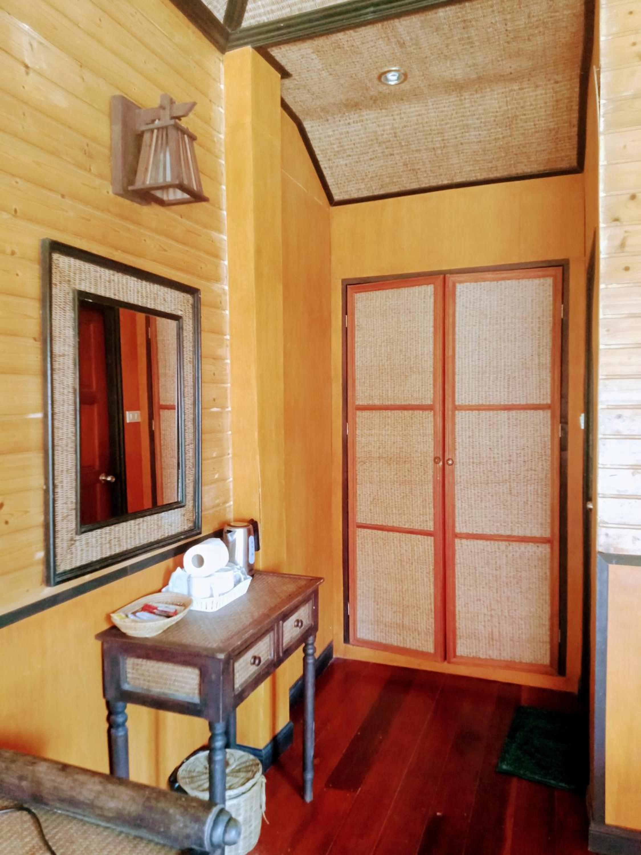 Superior Bungalow photo 2