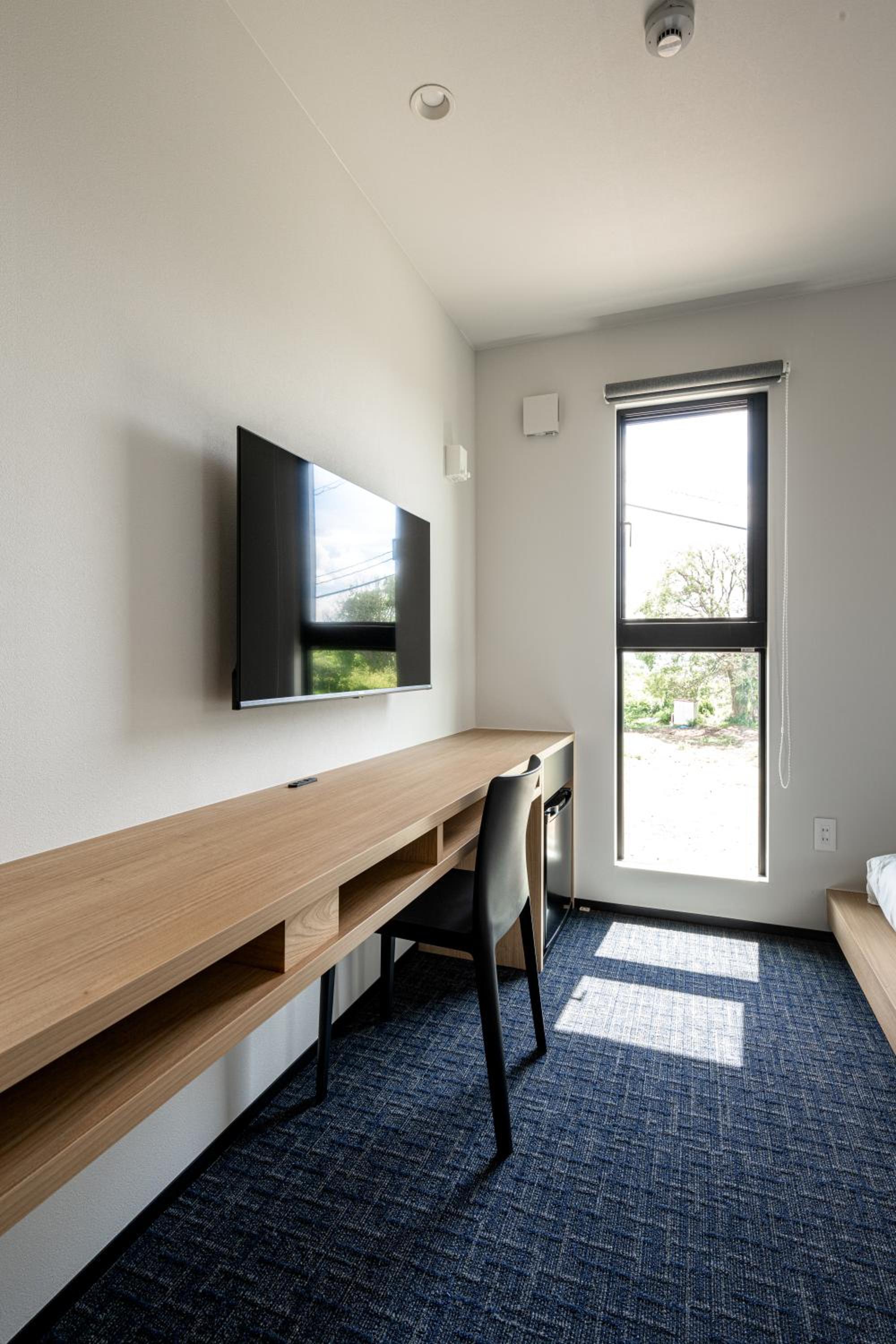 Economy Twin Room photo 3