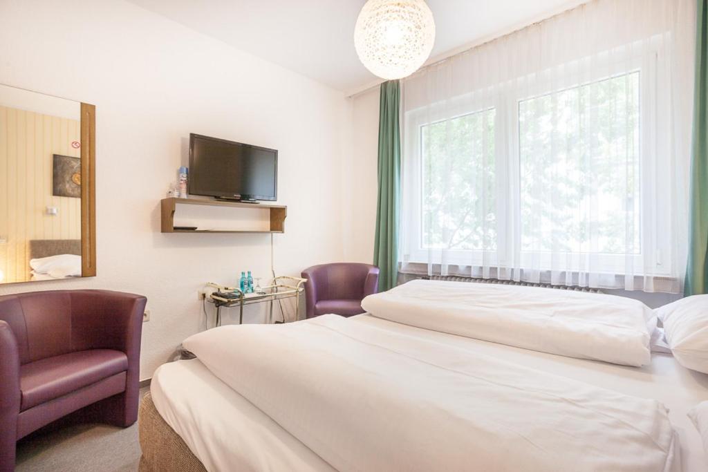 Double Room - Photo 6