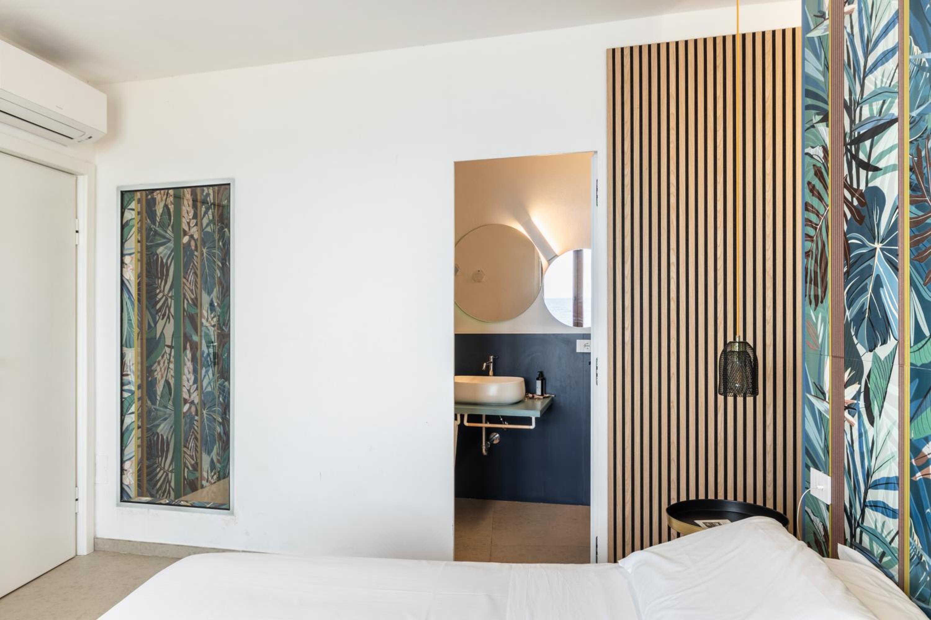 Double Room with Sea View - Photo 6
