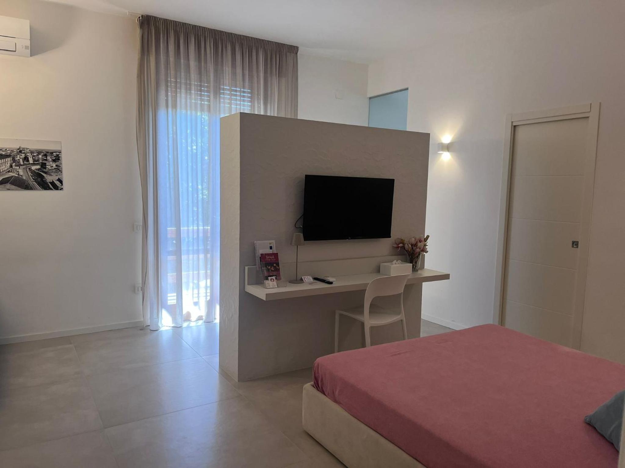 Superior Quadruple Room photo 2