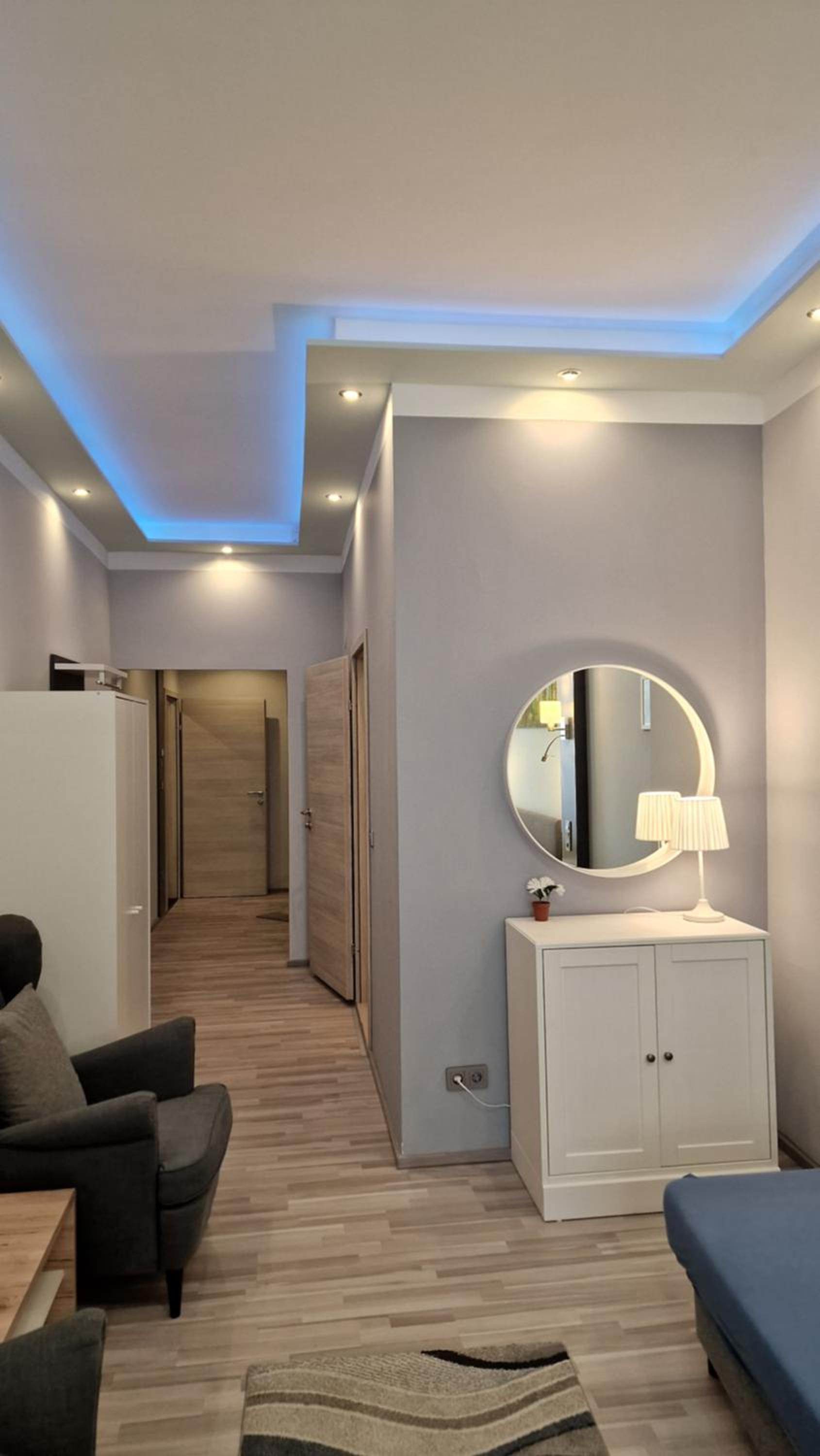 King Studio with Sofa Bed