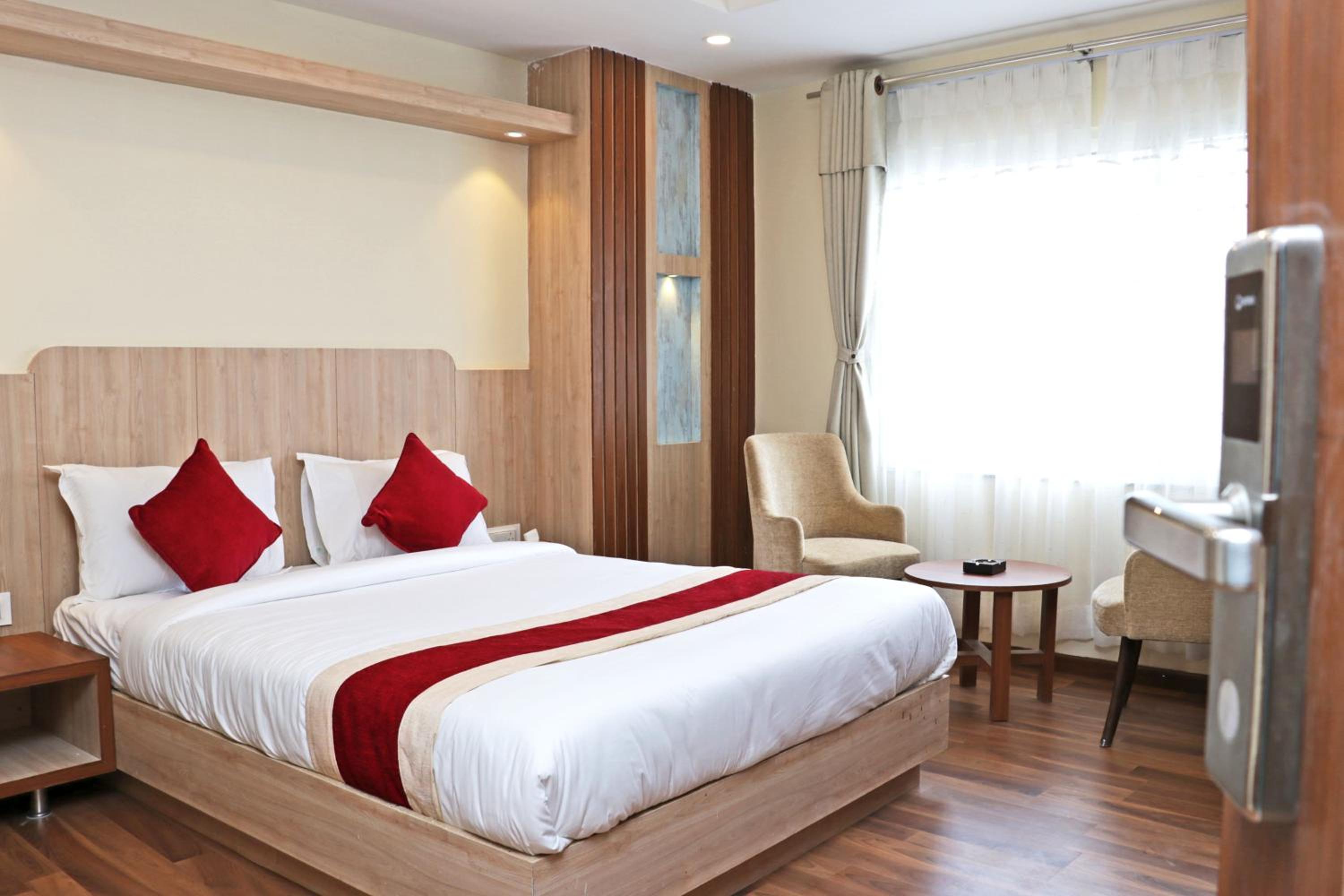 Deluxe Single Room - Photo 9