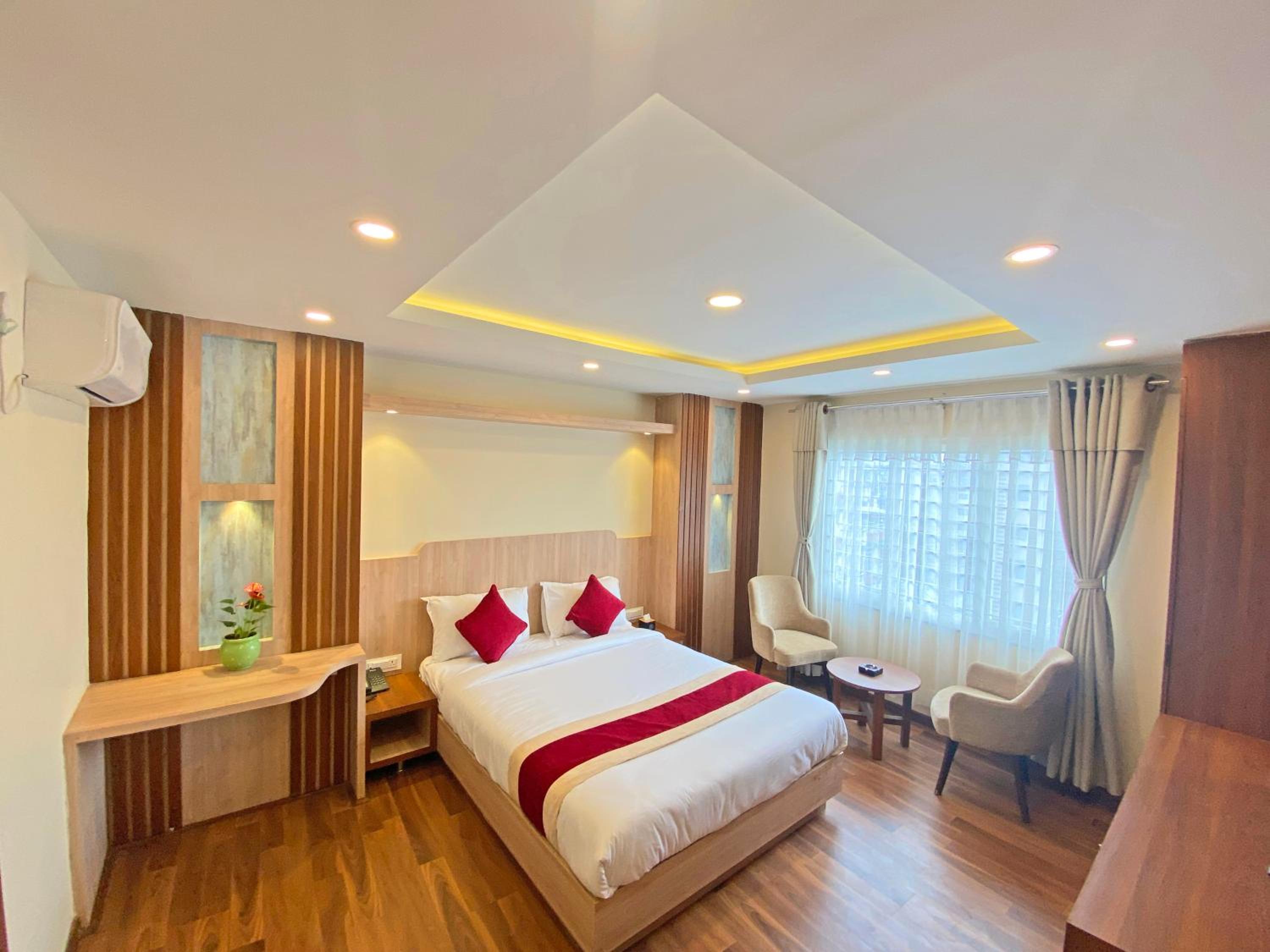 Deluxe Single Room - Photo 12