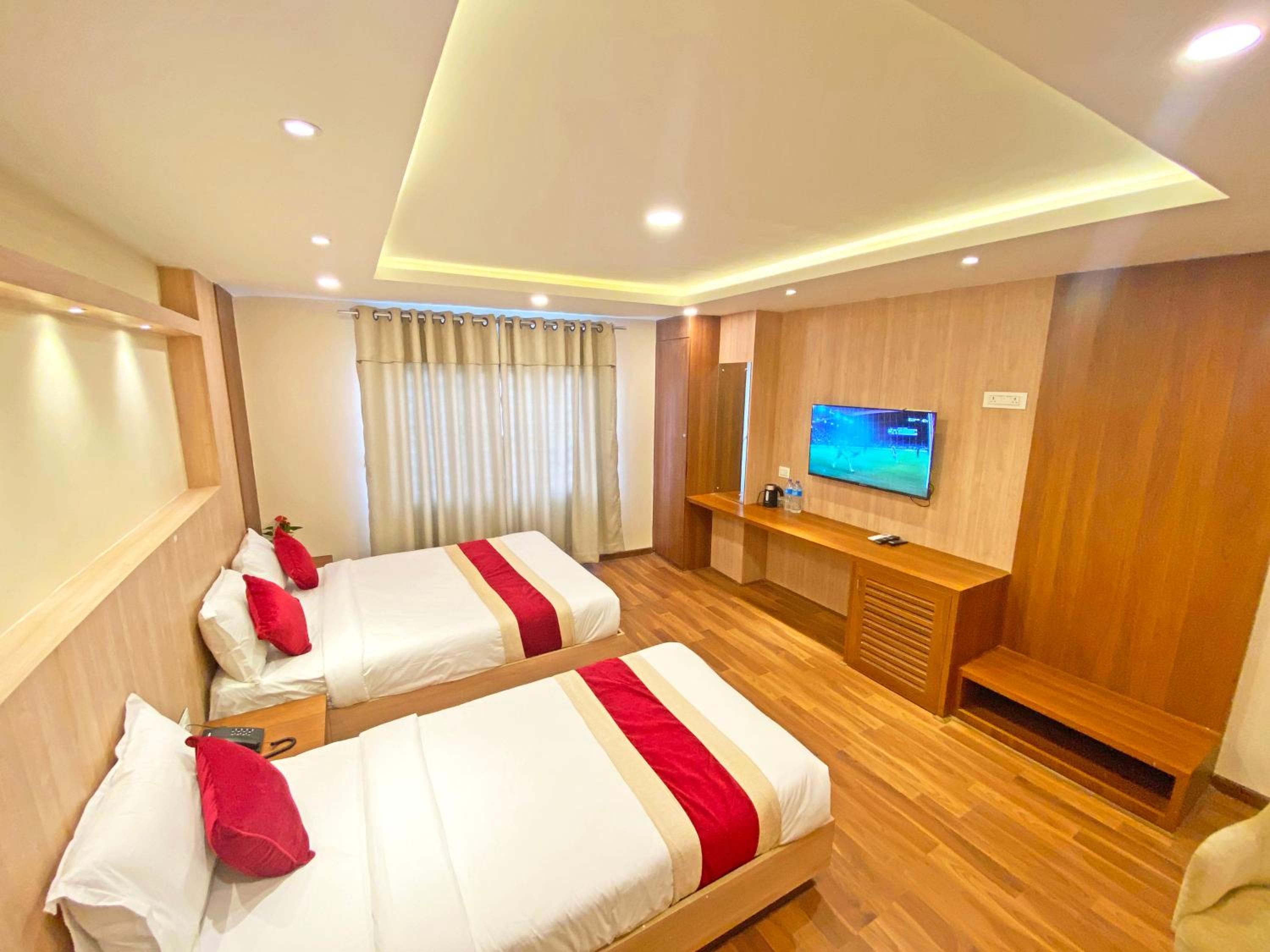 Deluxe Double Room - Photo 20
