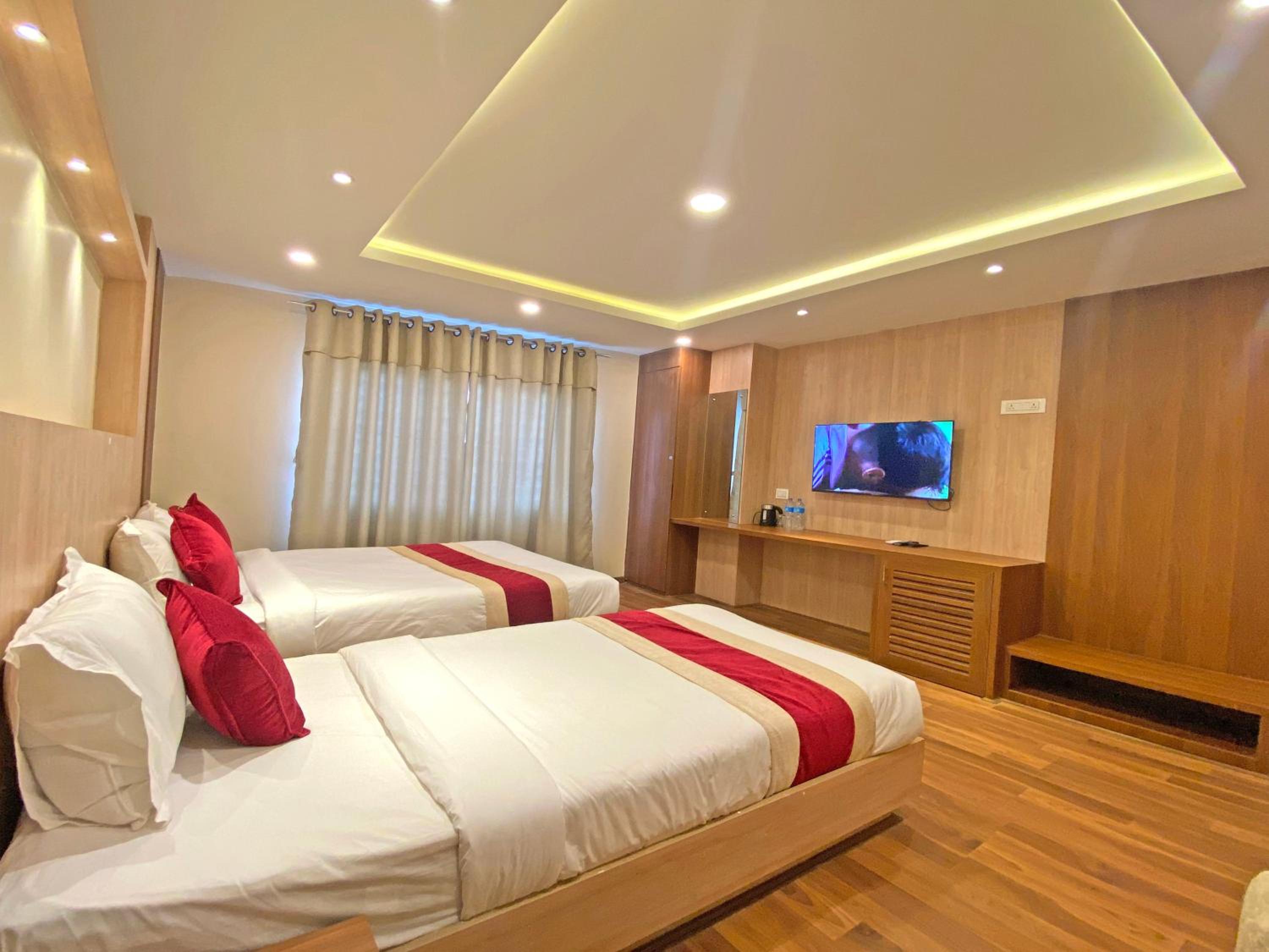 Deluxe Double Room - Photo 2