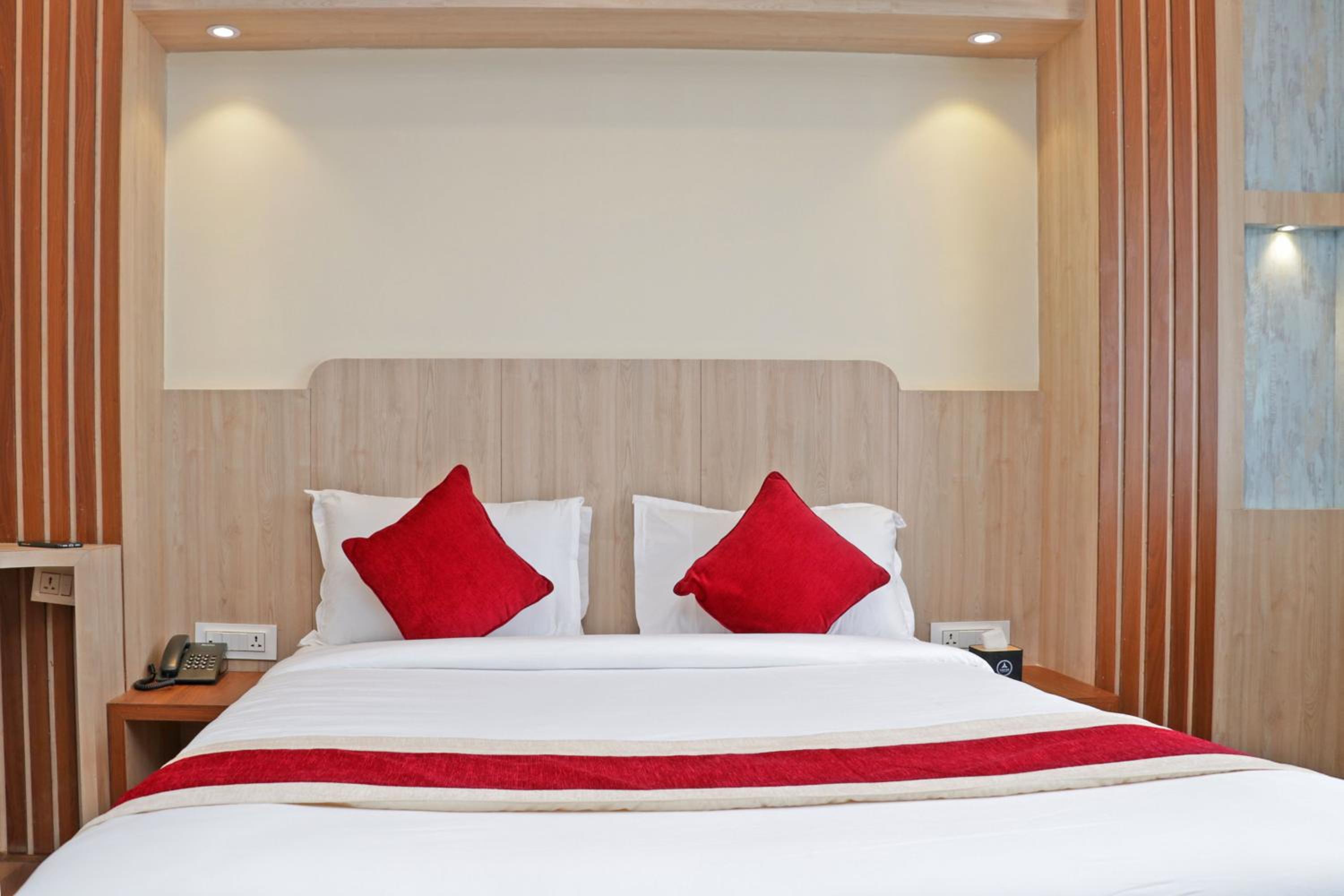 Deluxe Single Room - Photo 3