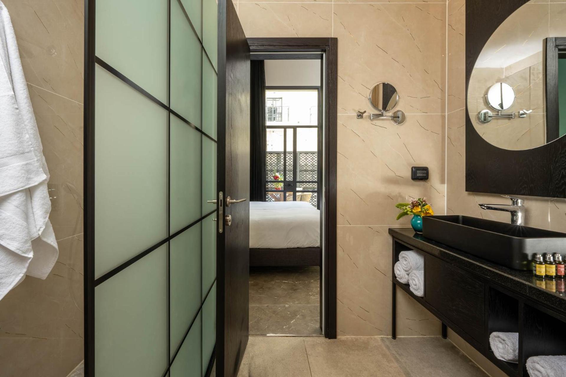 Garden Suite thumbnail 5