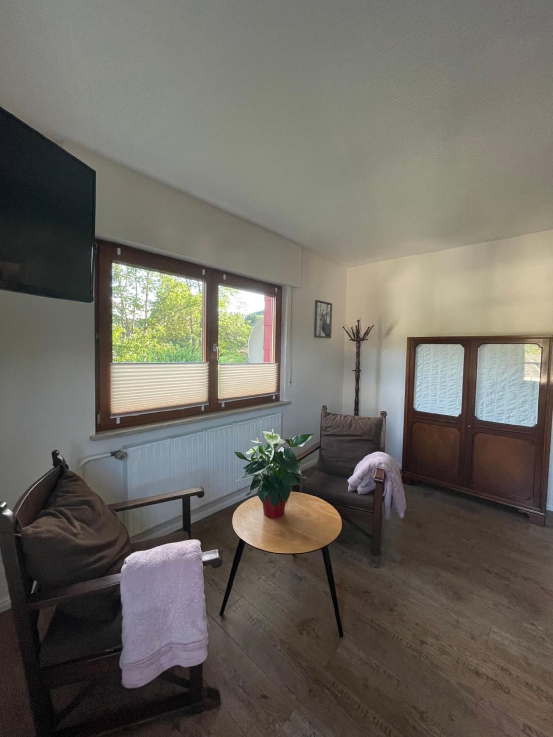 Apartment with Garden View