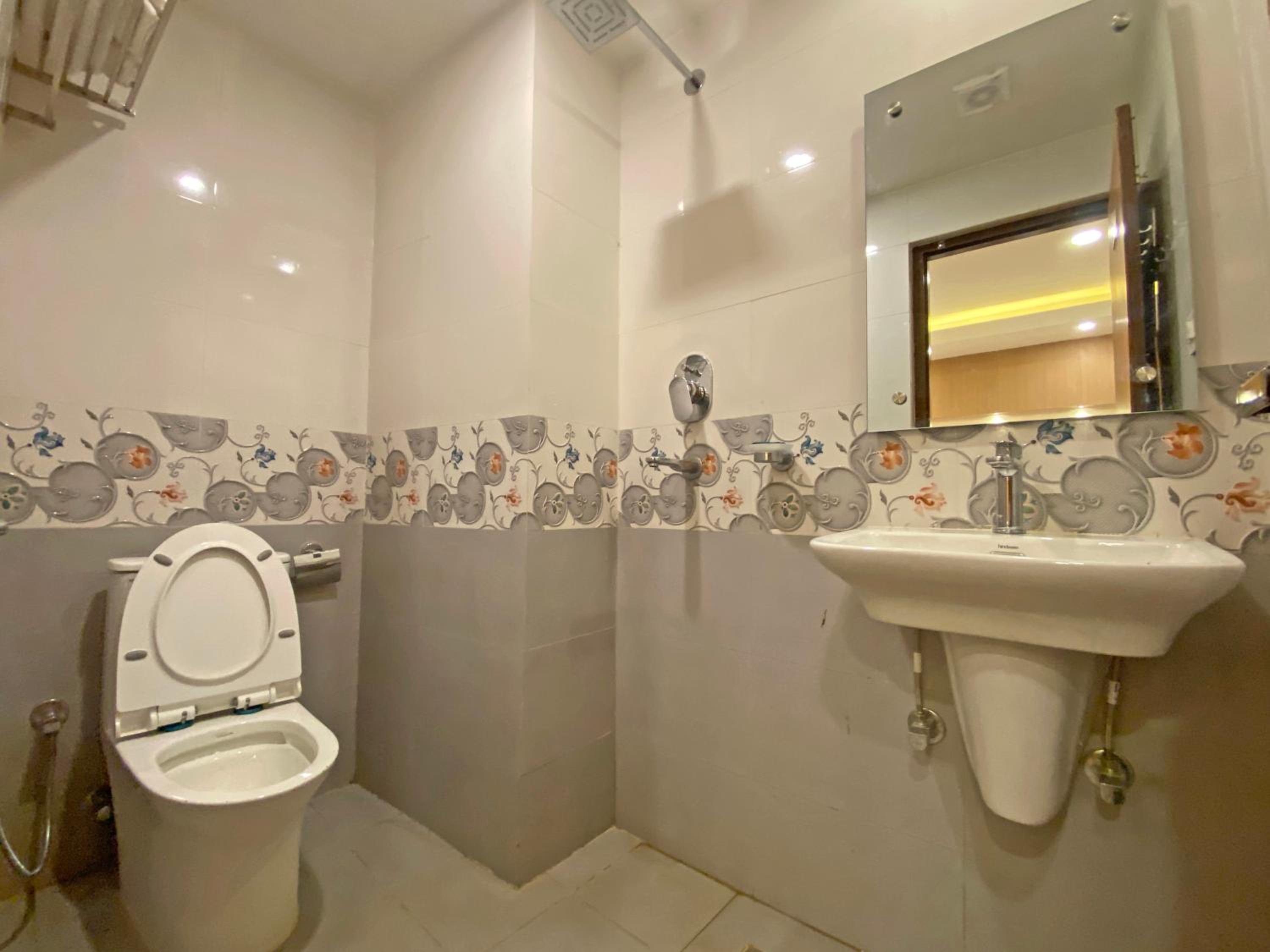 Deluxe Quadruple Room - Photo 2