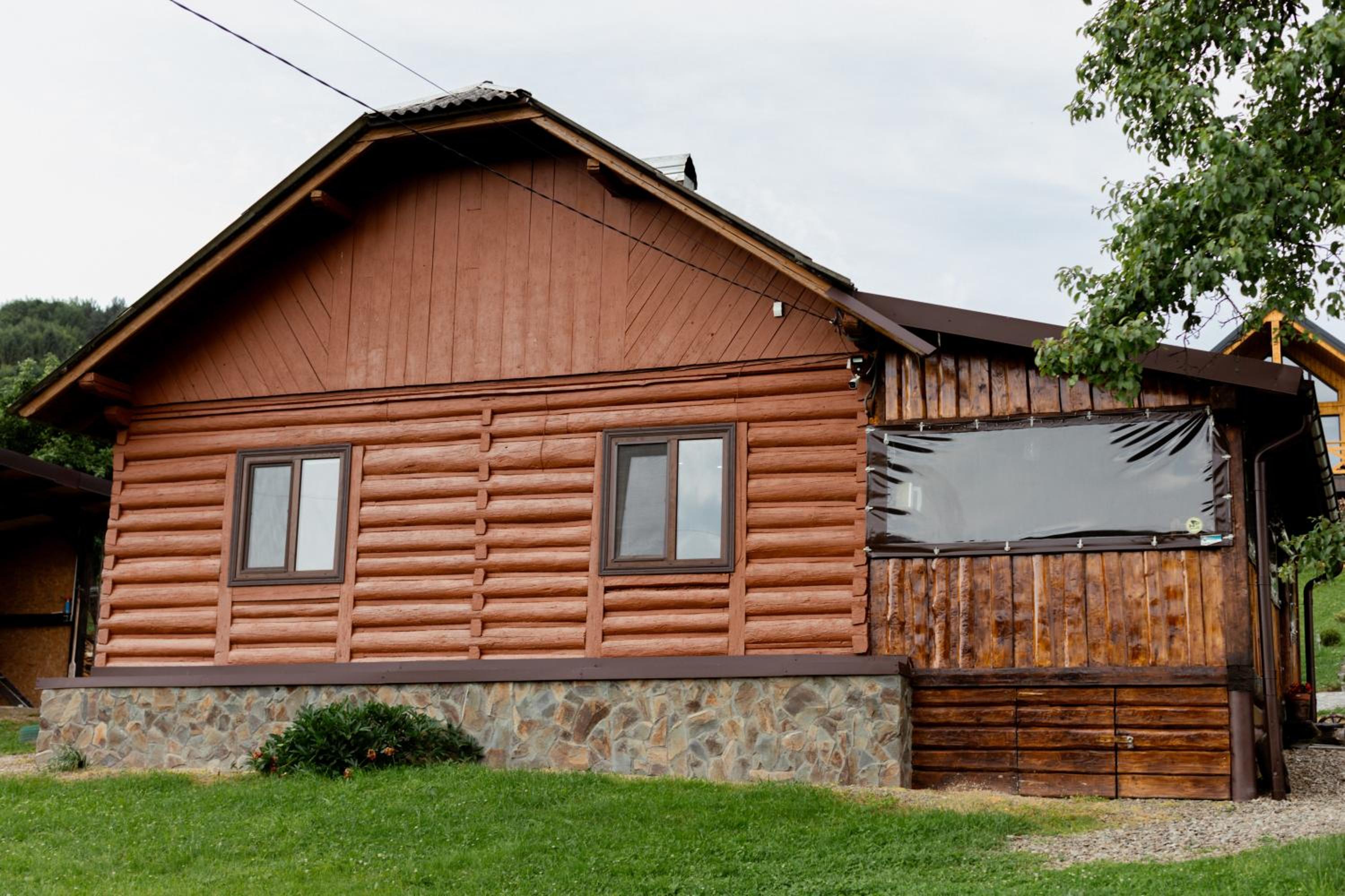 Two-Bedroom House photo 3