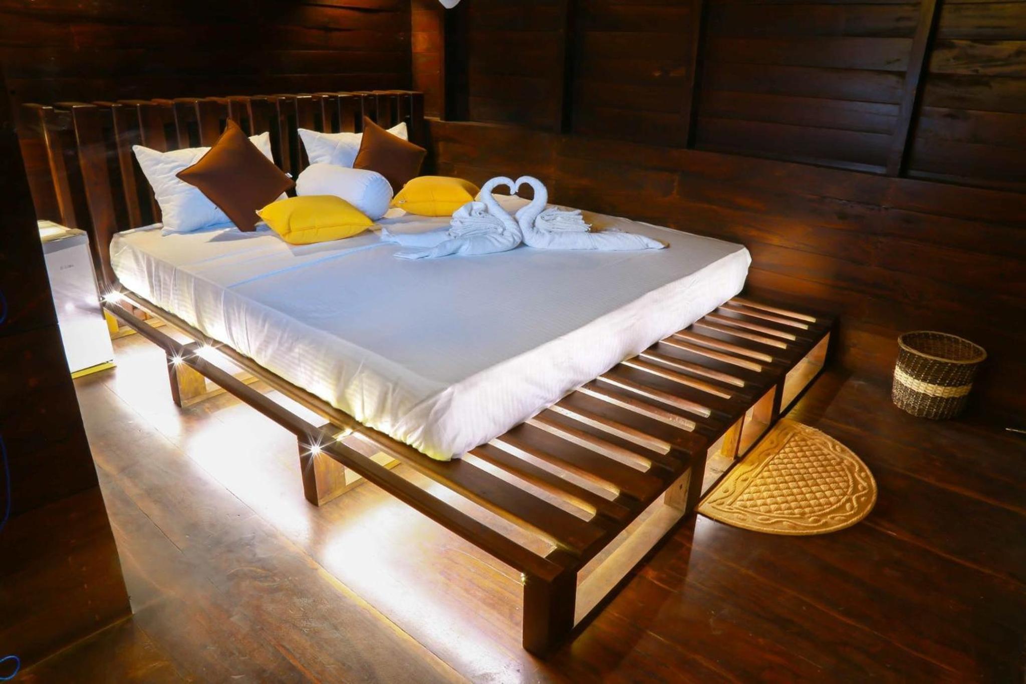Deluxe Chalet photo 2