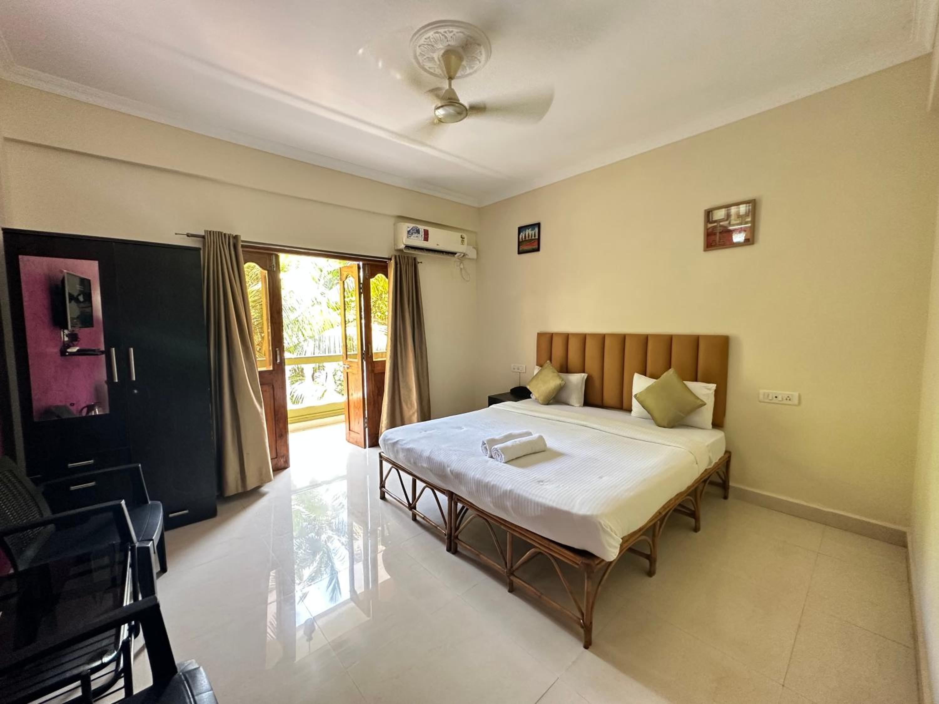 Triple Room - Photo 43