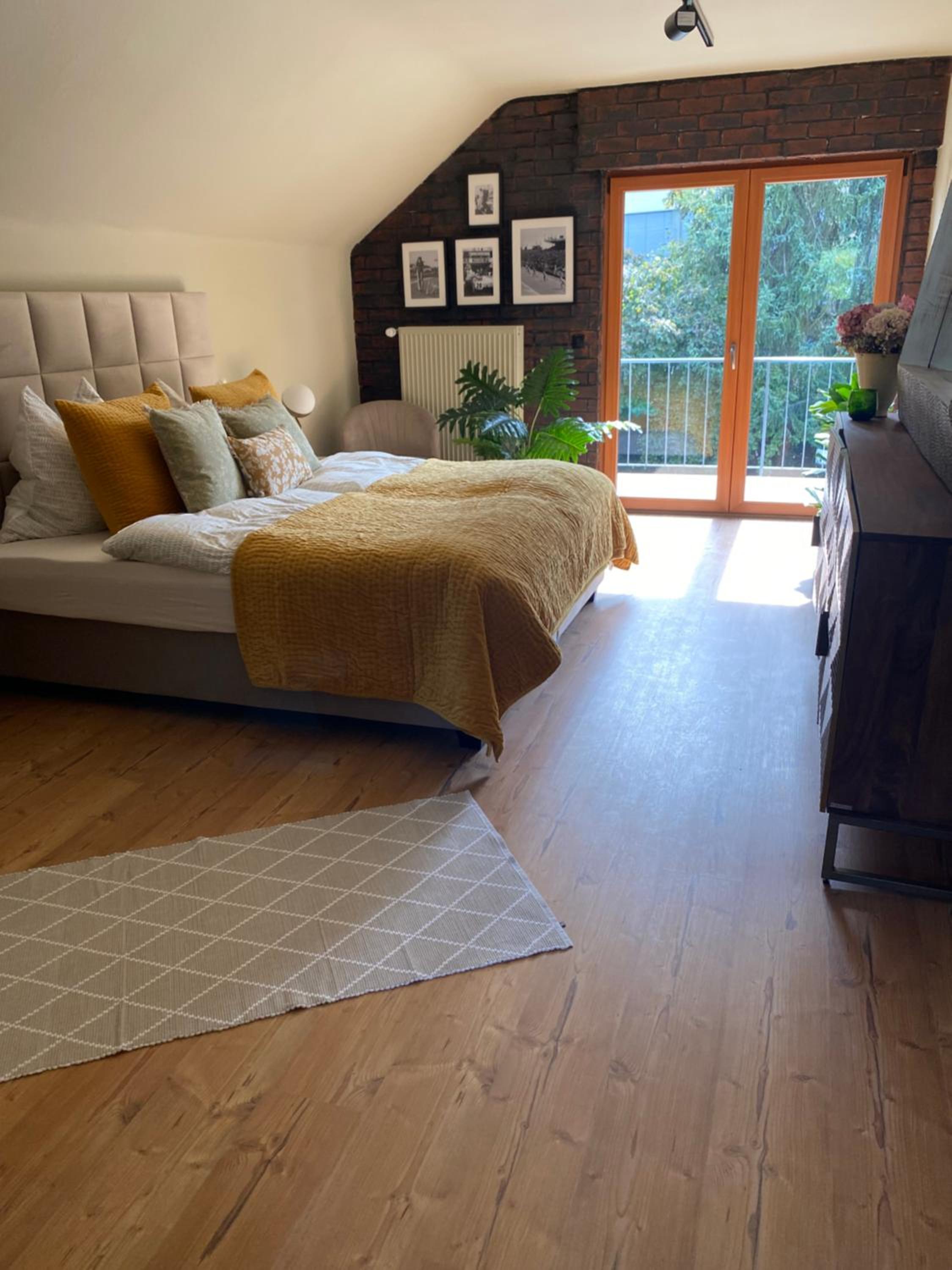 Apartment - Split Level