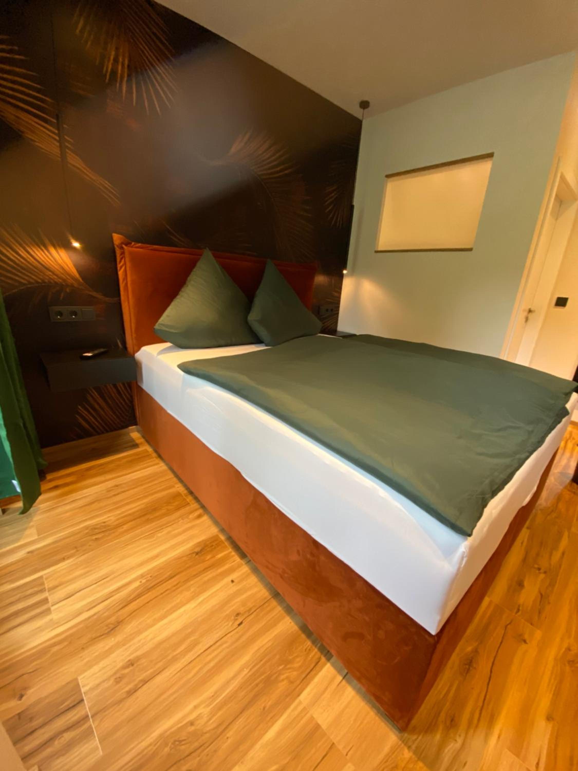 Double Room with Private Bathroom - Photo 1