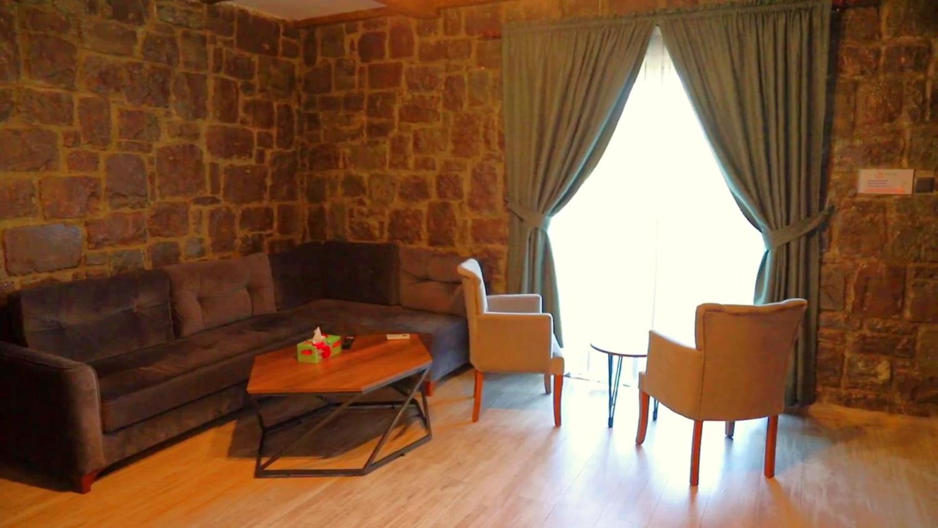 Two-Bedroom Villa with Sea View - Photo 20