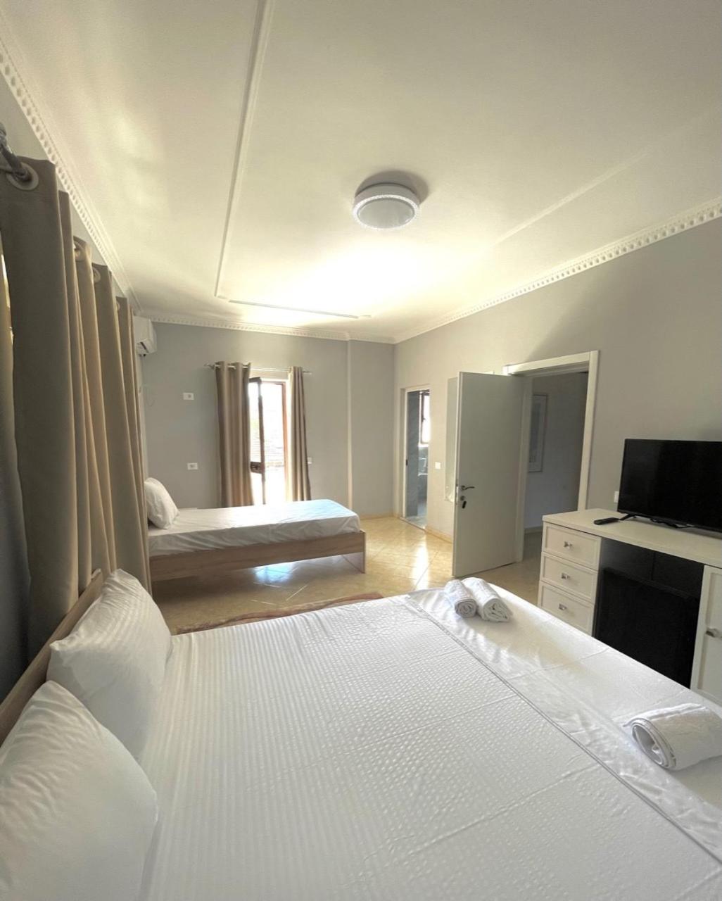 Triple Room with Balcony