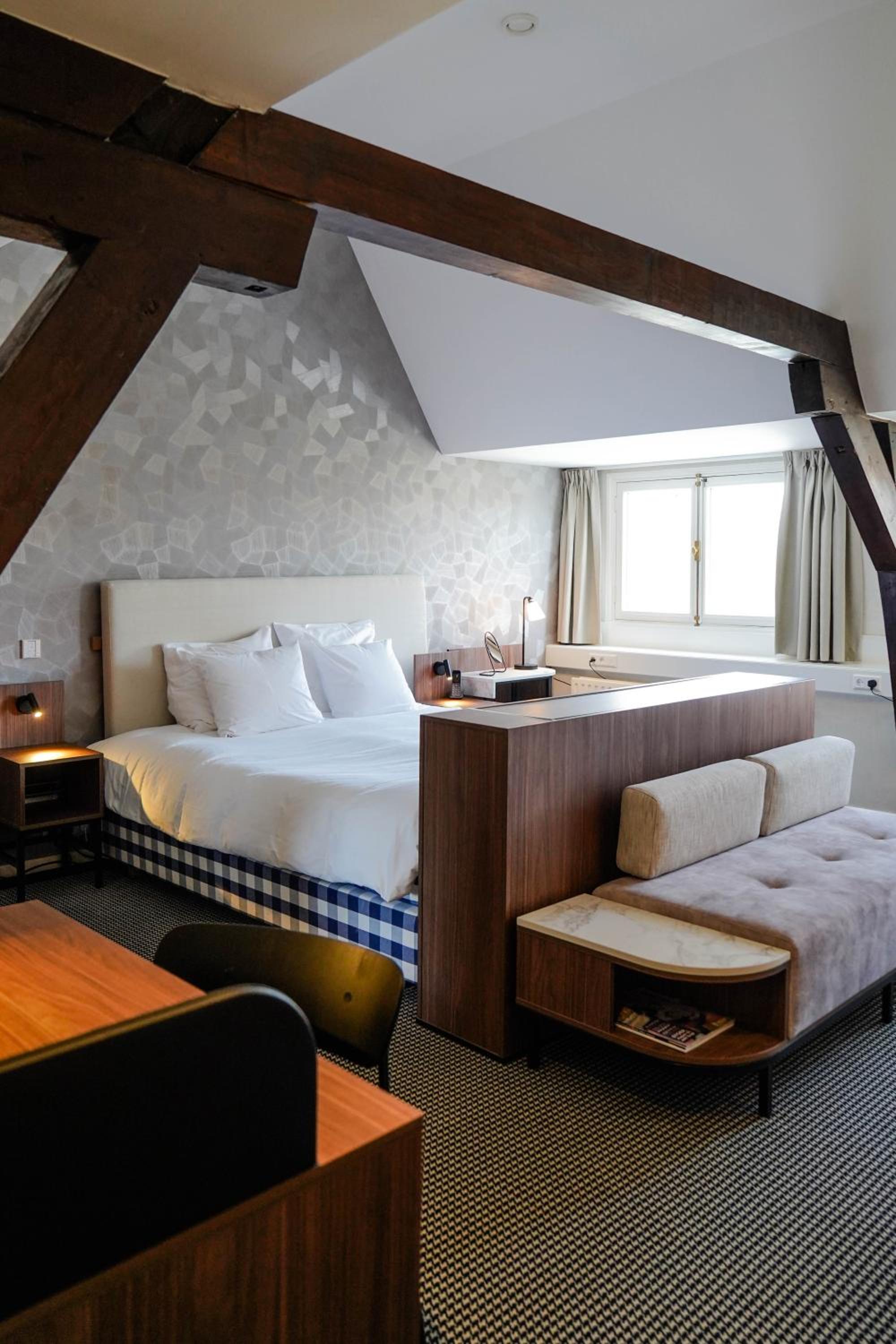Executive Room - Photo 4