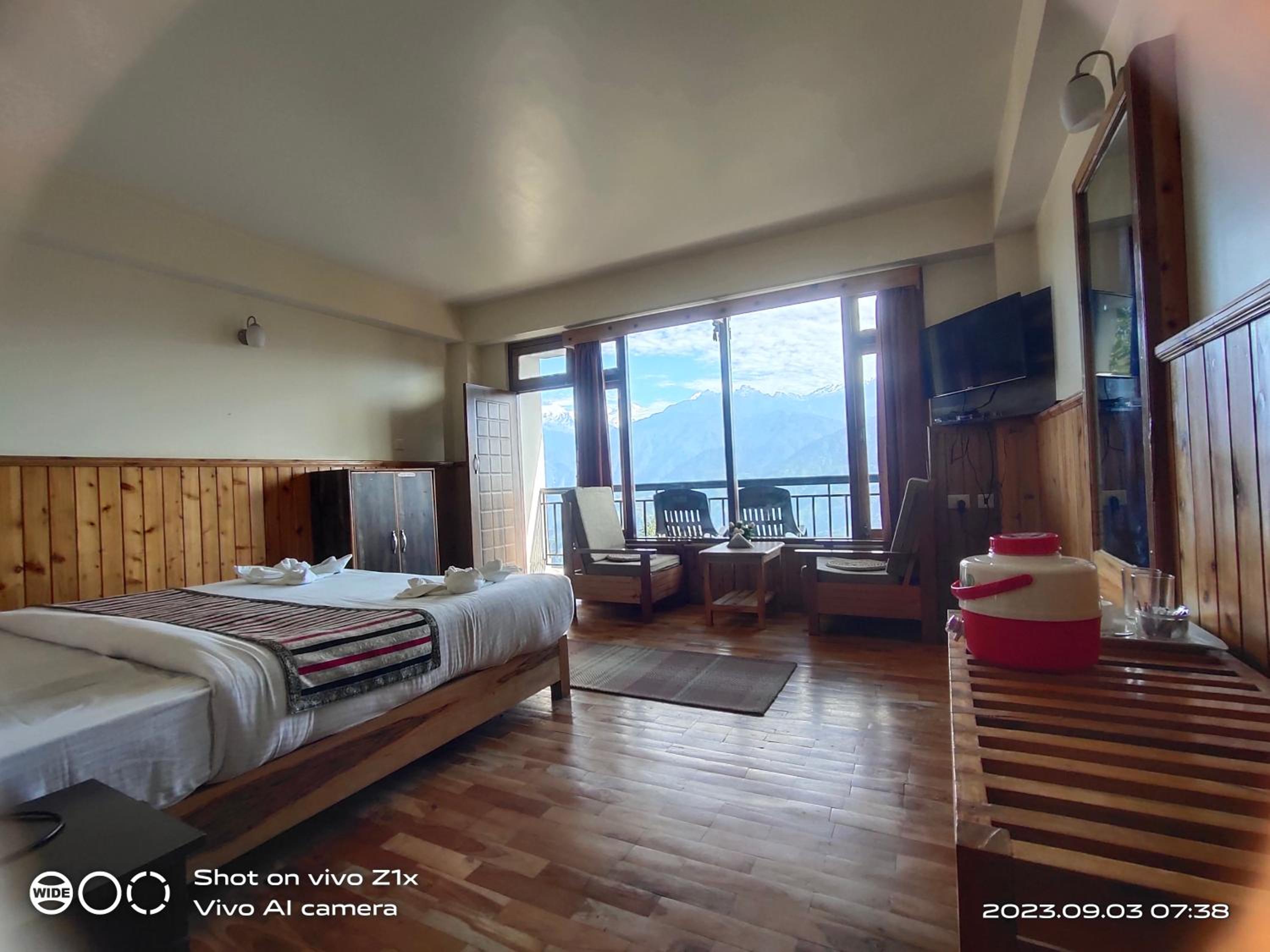 Superior King Room
