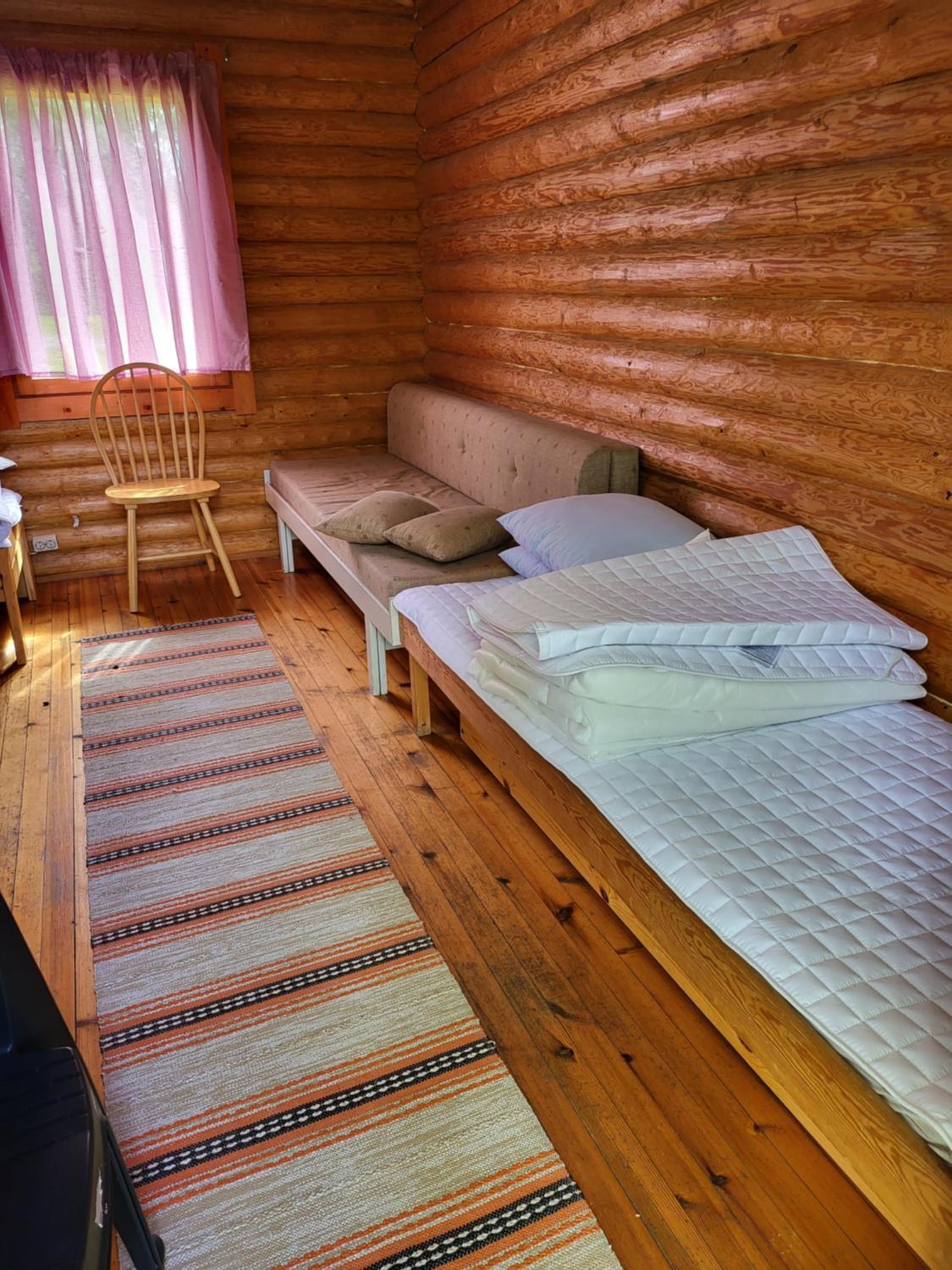 Mobile Home photo 1
