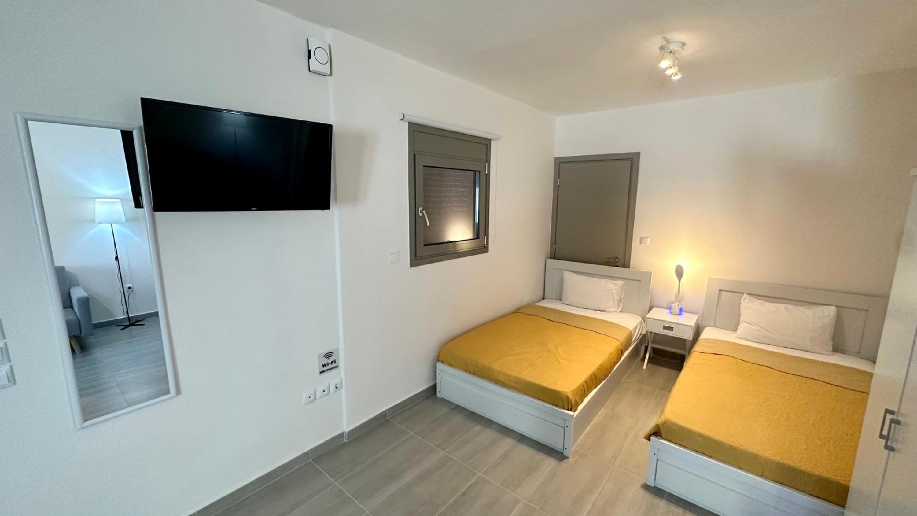 Deluxe Apartment photo 1