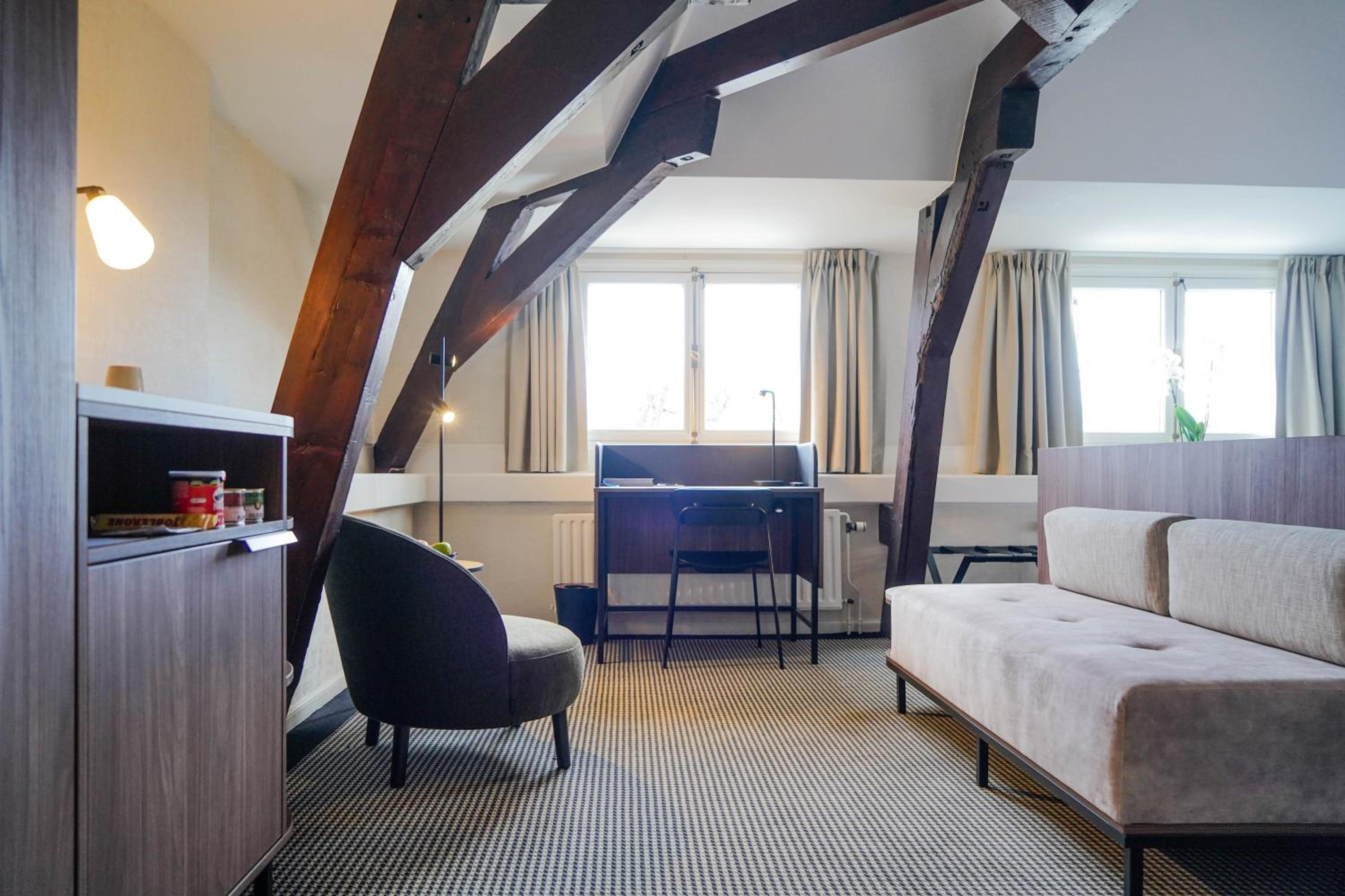 Deluxe Double Room - Photo 1