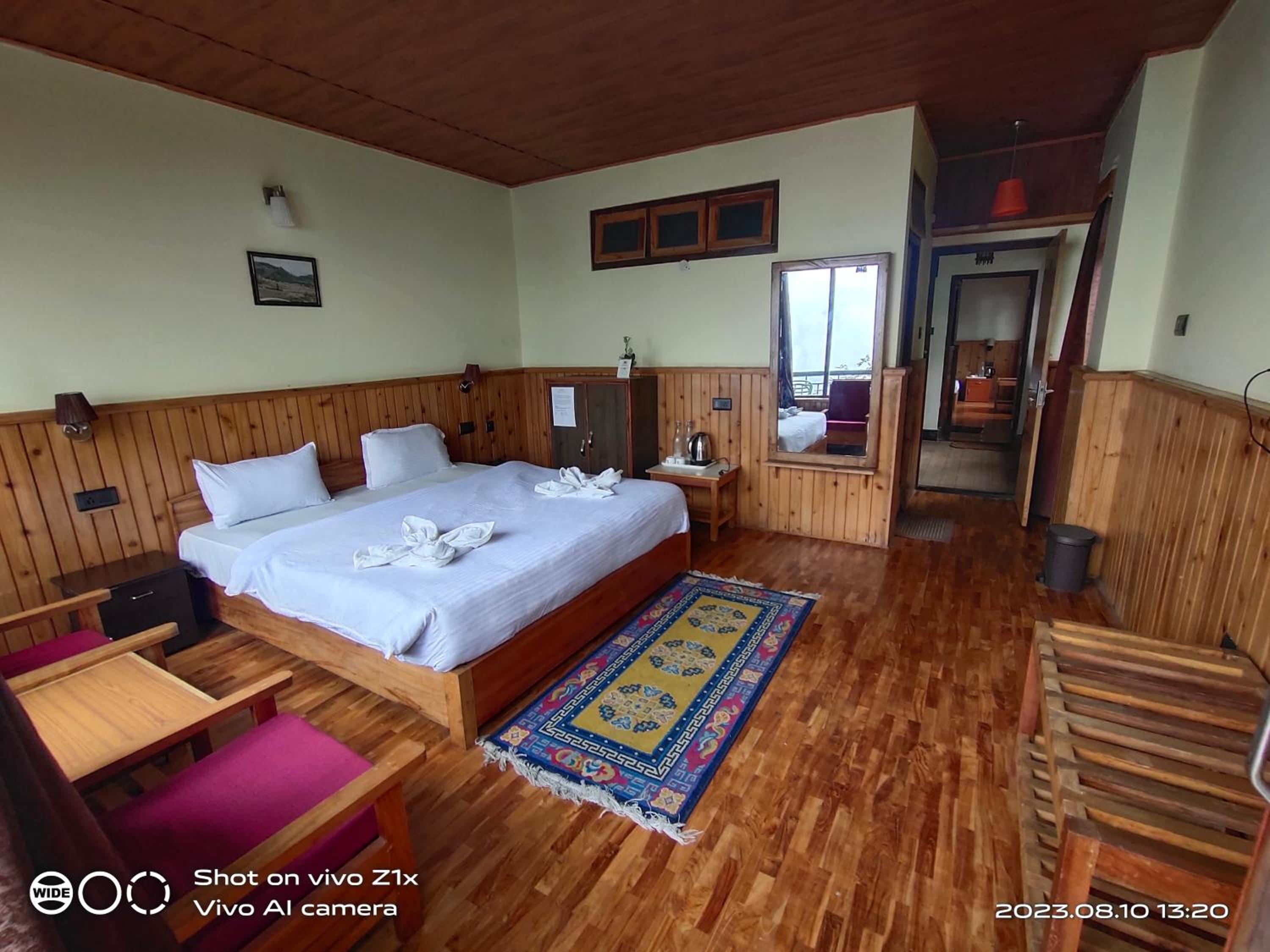 Standard King Room