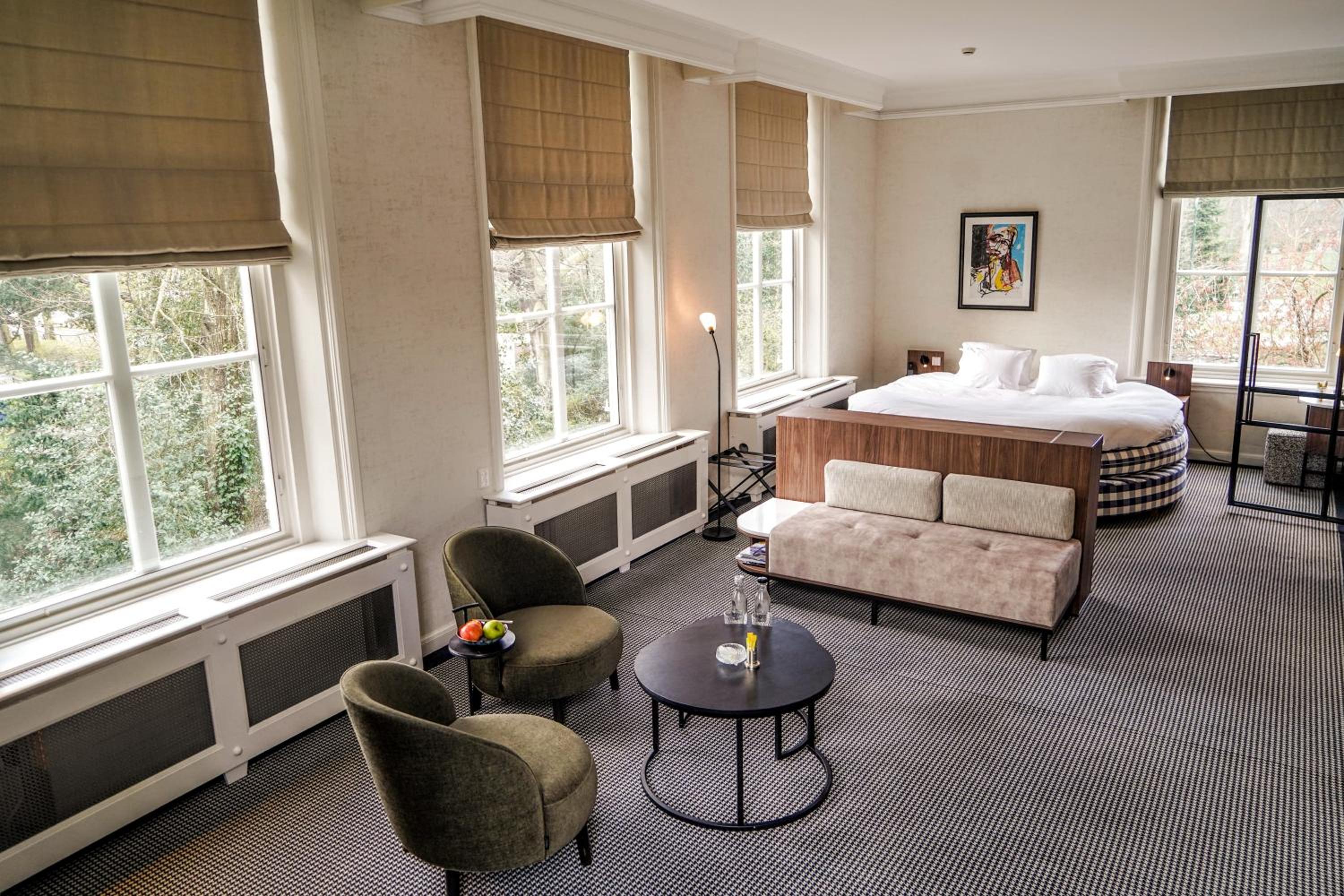 Suite - Photo 2