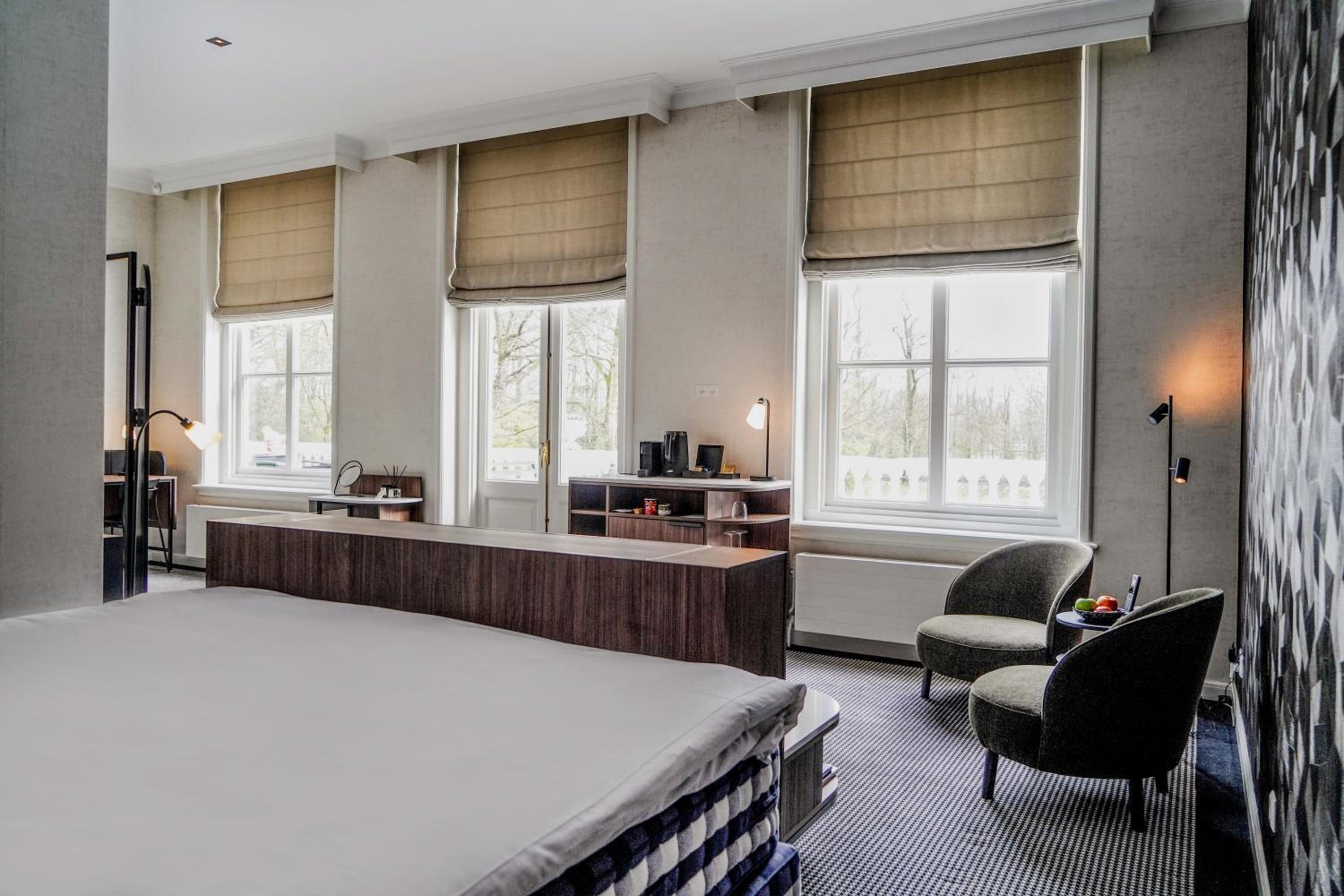 Suite with Terrace - Photo 3