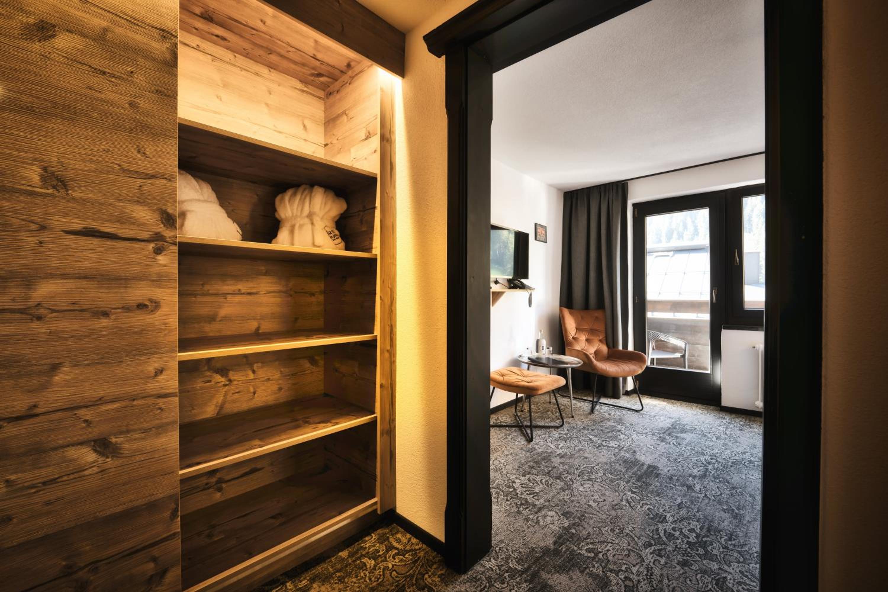 Standard Double Room - Photo 4