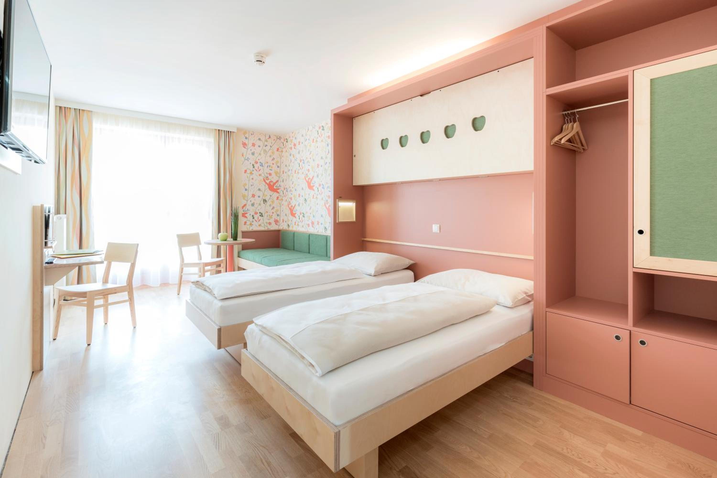 Superior Quadruple Room photo 1
