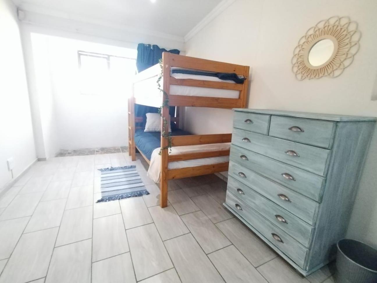 Four-Bedroom House photo 1