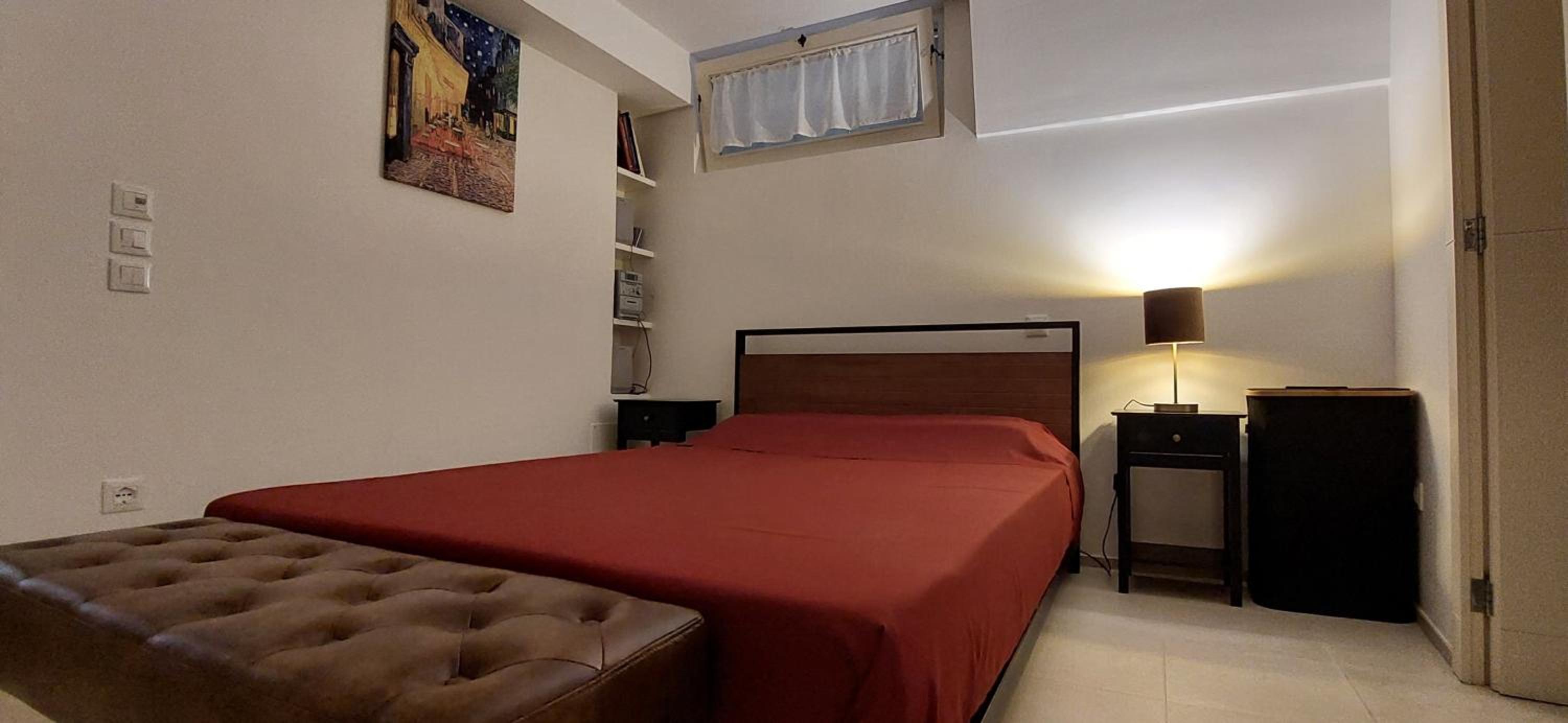 One-Bedroom House photo 1