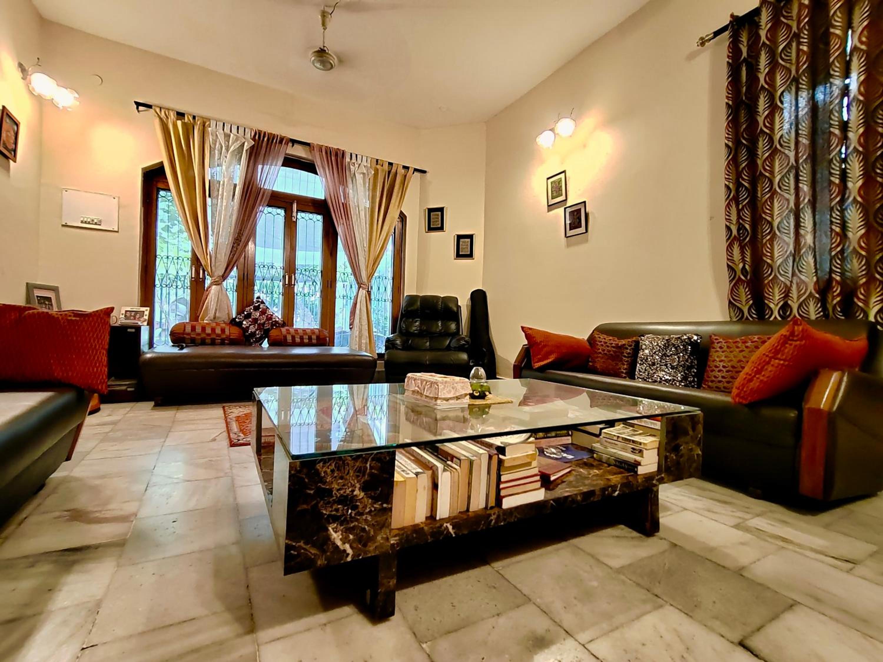 King Room with Balcony photo 1
