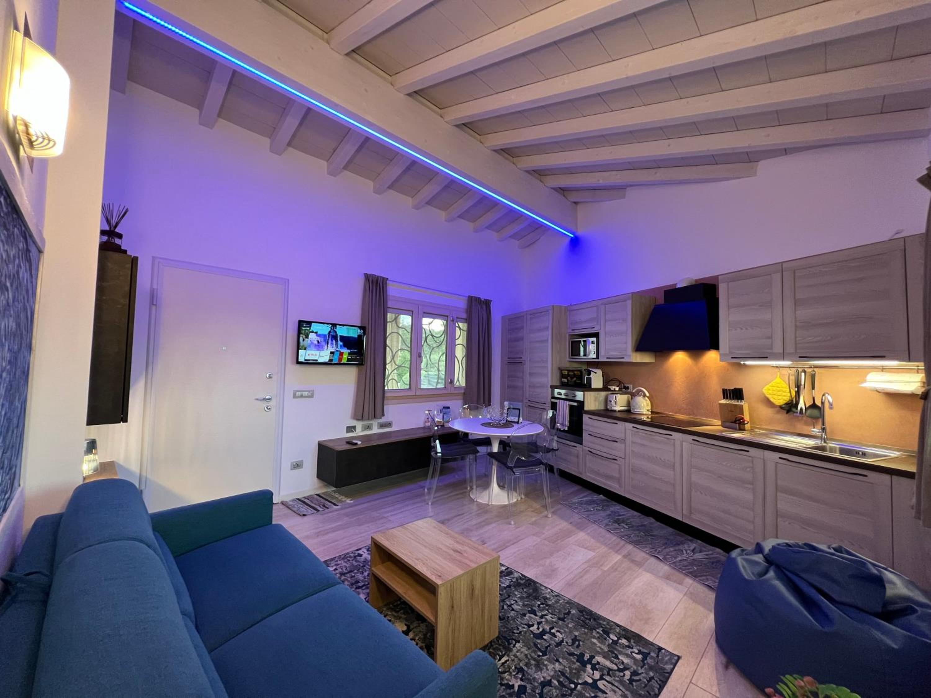 One-Bedroom Apartment with Terrace photo 3