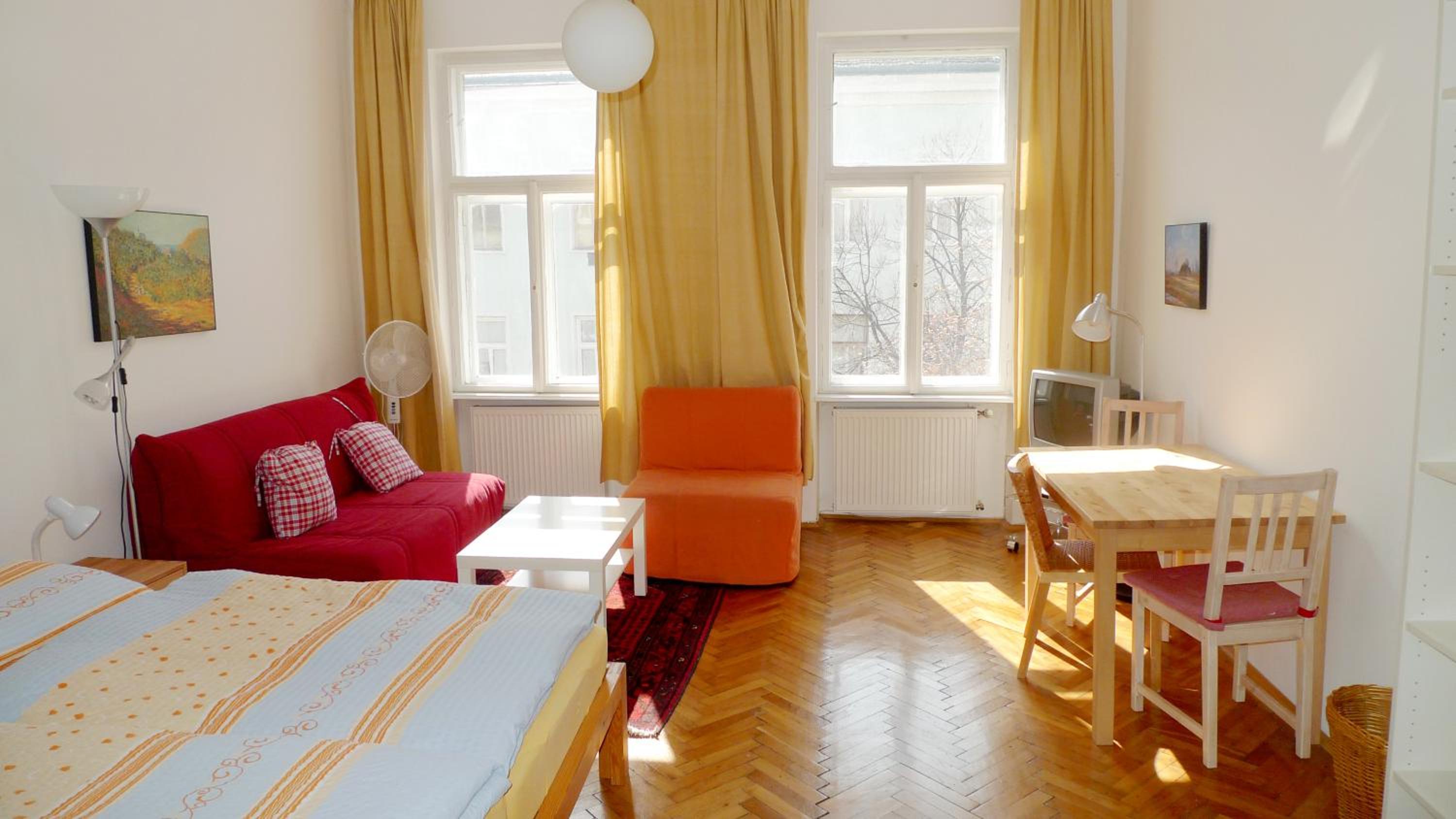 Two-Bedroom Apartment (8 Adults)