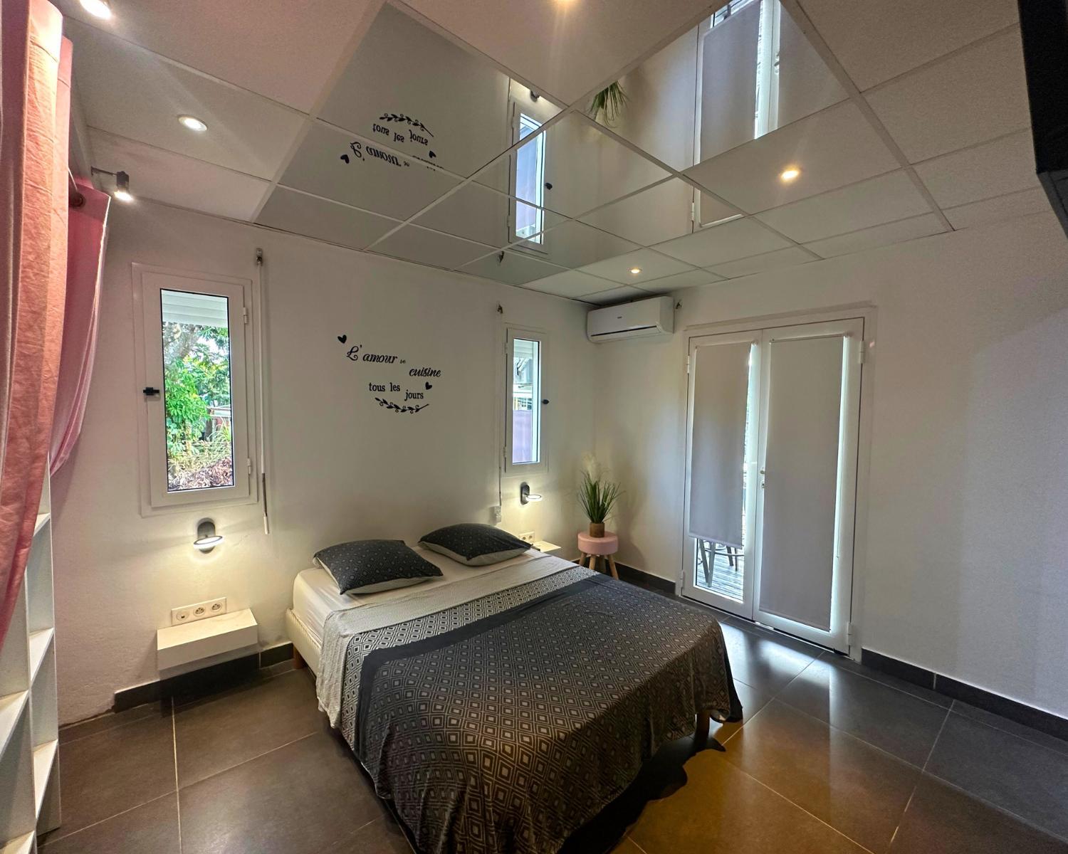 Three-Bedroom House photo 1