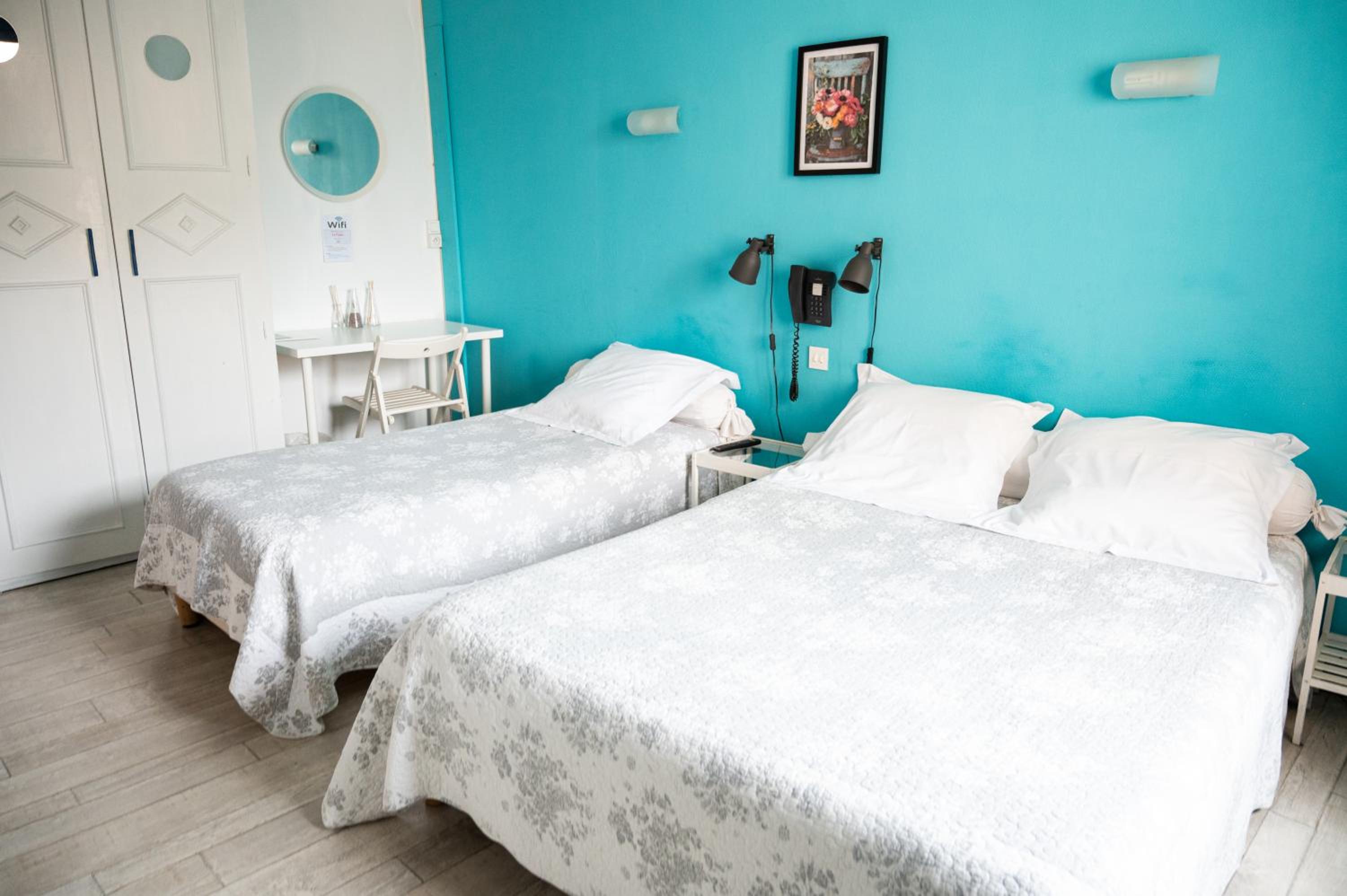 Triple Room - Photo 1